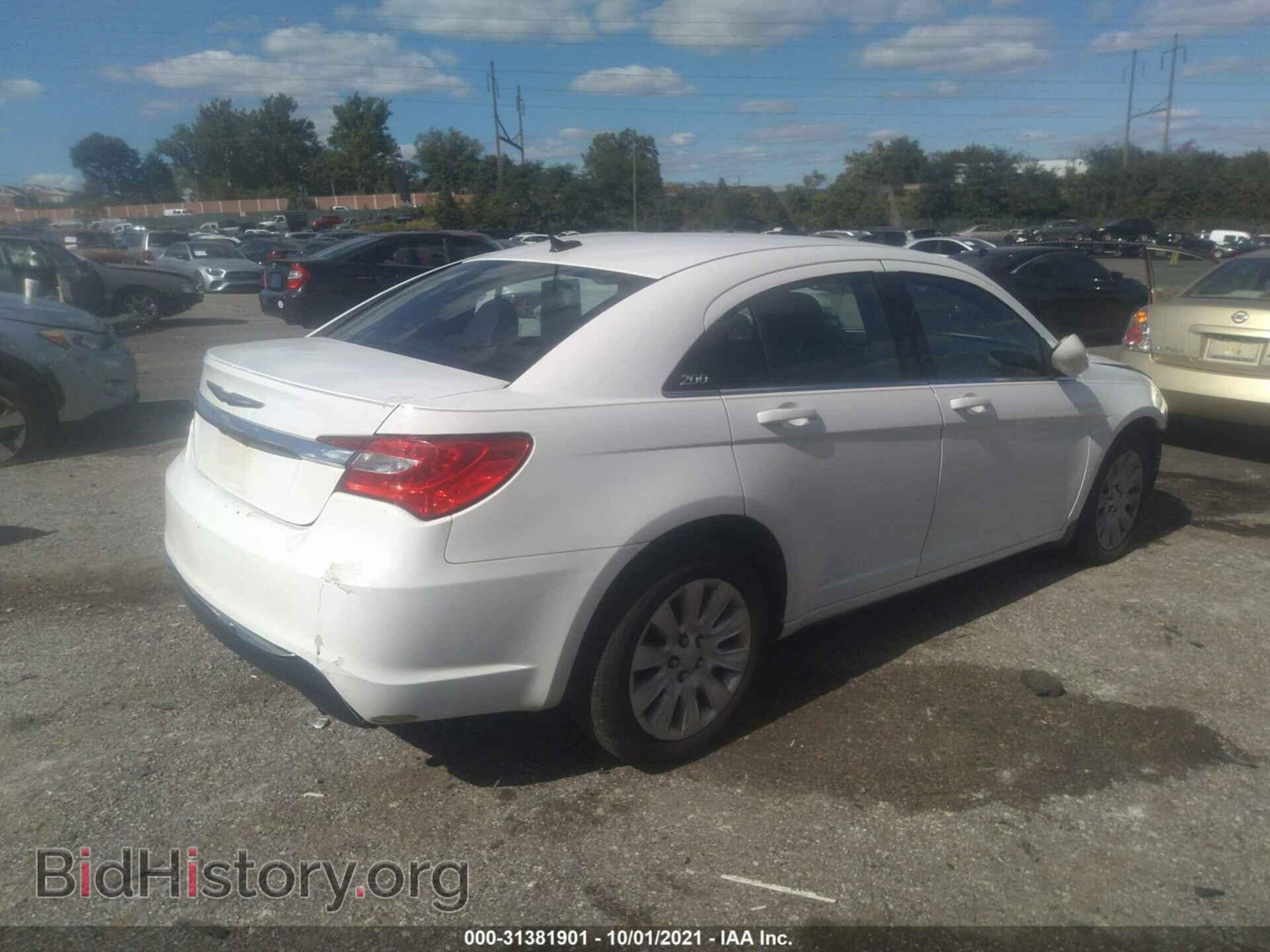 2012 CHRYSLER 200 - VIN: 1C3CCBAB3CN292609 - Фото 4