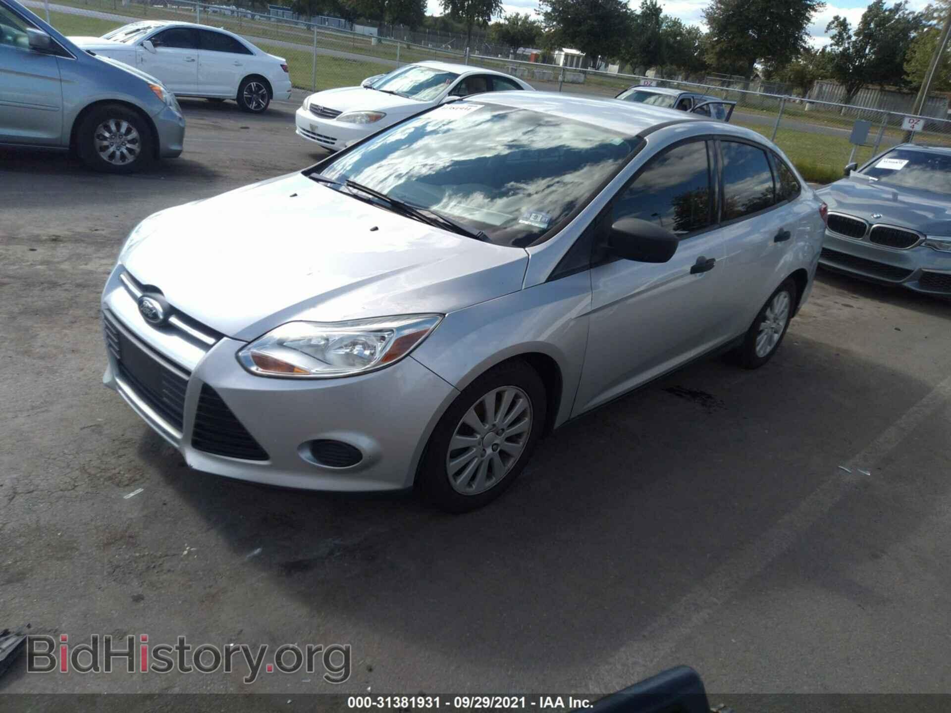 2013 FORD FOCUS - VIN: 1FADP3E26DL112997 - Photo 2