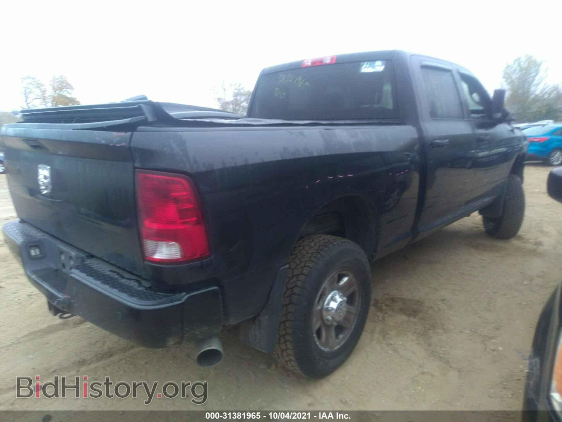 2016 RAM 2500 - VIN: 3C6UR5CL3GG359916 - Фото 4