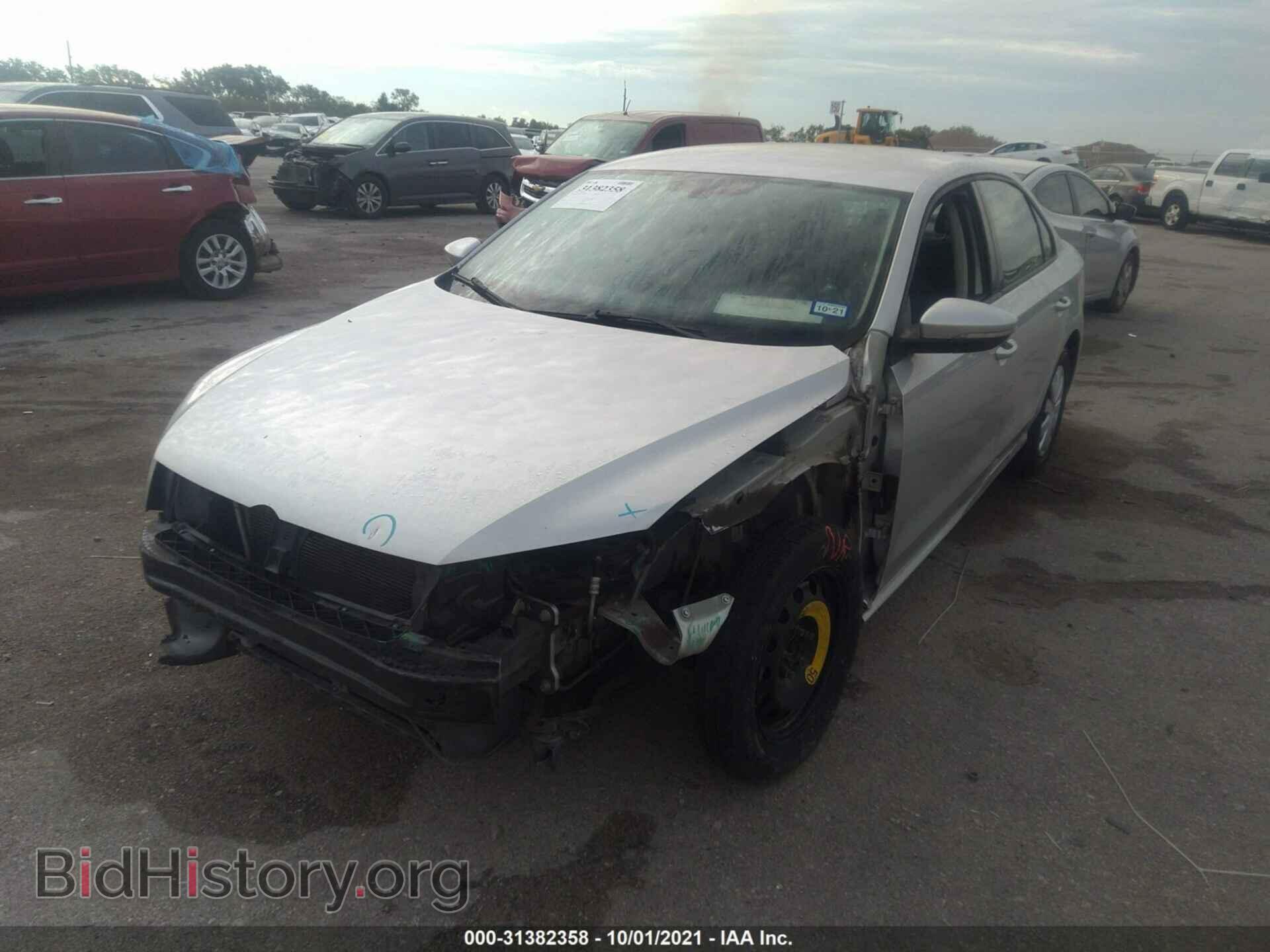2012 VOLKSWAGEN PASSAT - VIN: 1VWAP7A39CC044239 - Фото 2