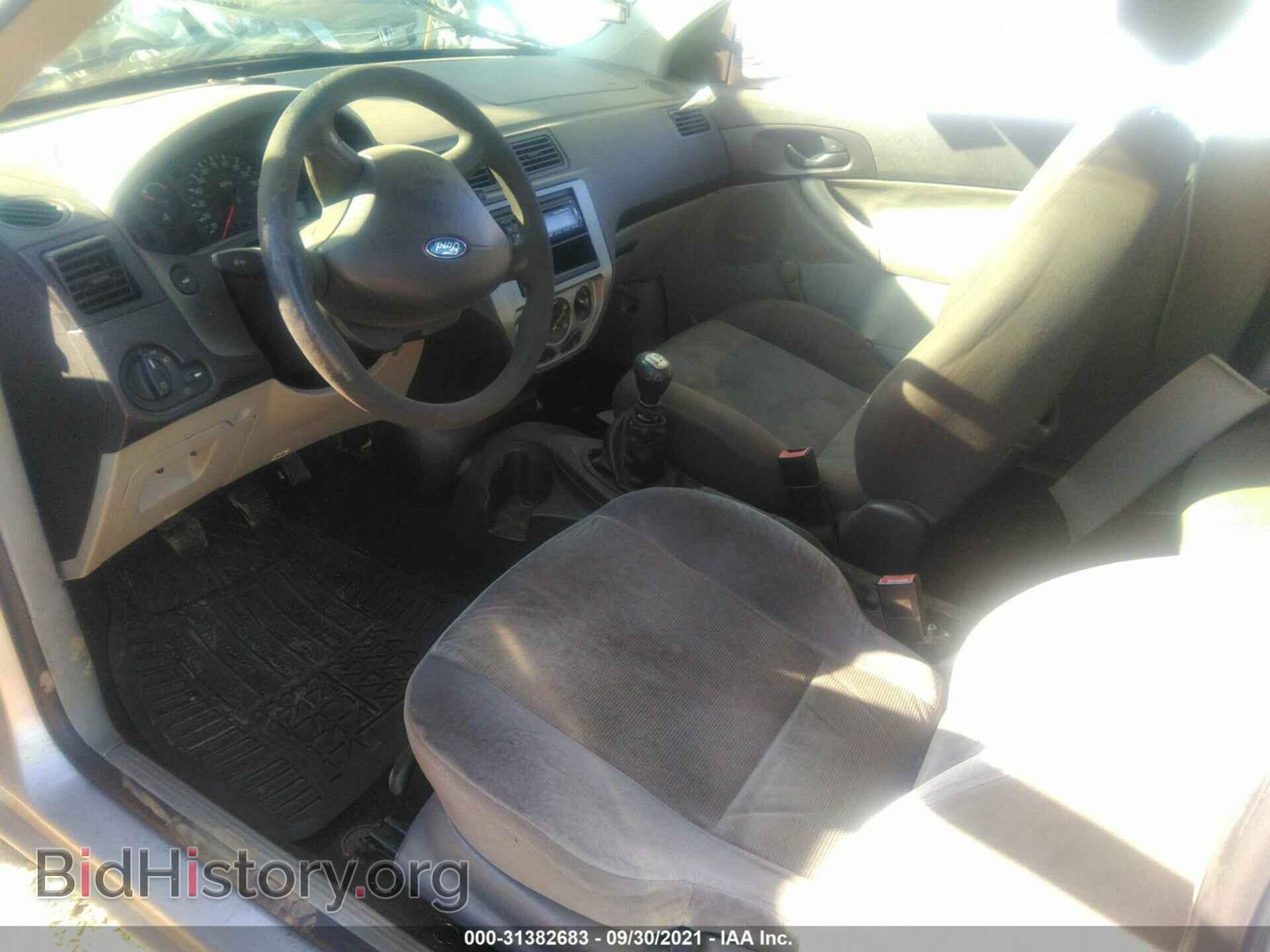 2007 FORD FOCUS - VIN: 1FAFP31N57W287110 - Фото 5