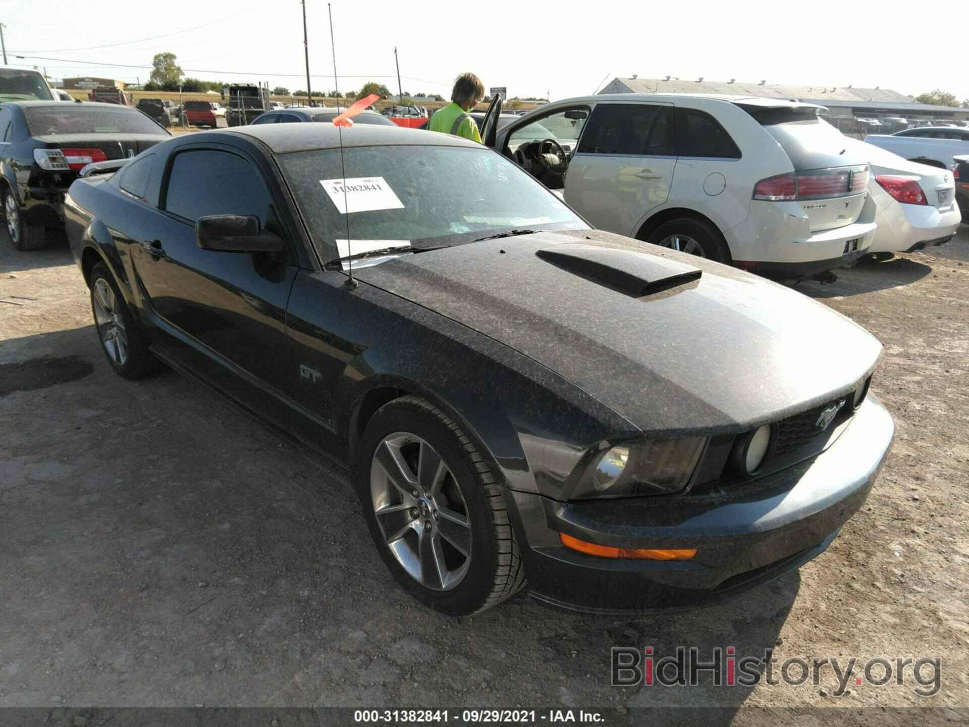Photo 1ZVHT82H775308515 - FORD MUSTANG 2007