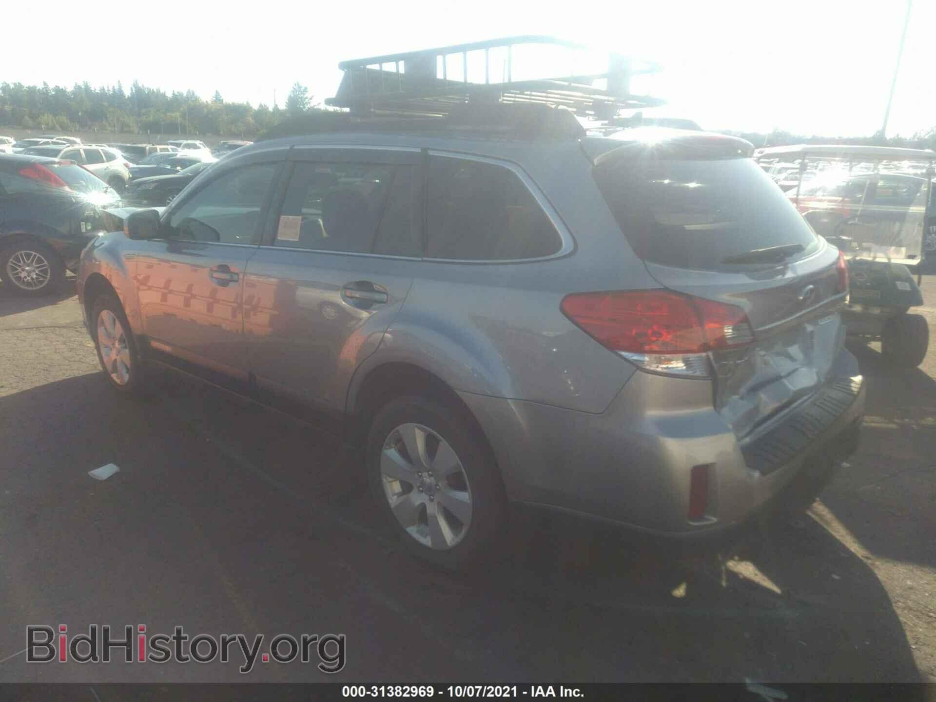 2011 SUBARU OUTBACK - VIN: 4S4BRBHC6B3346463 - Фото 3
