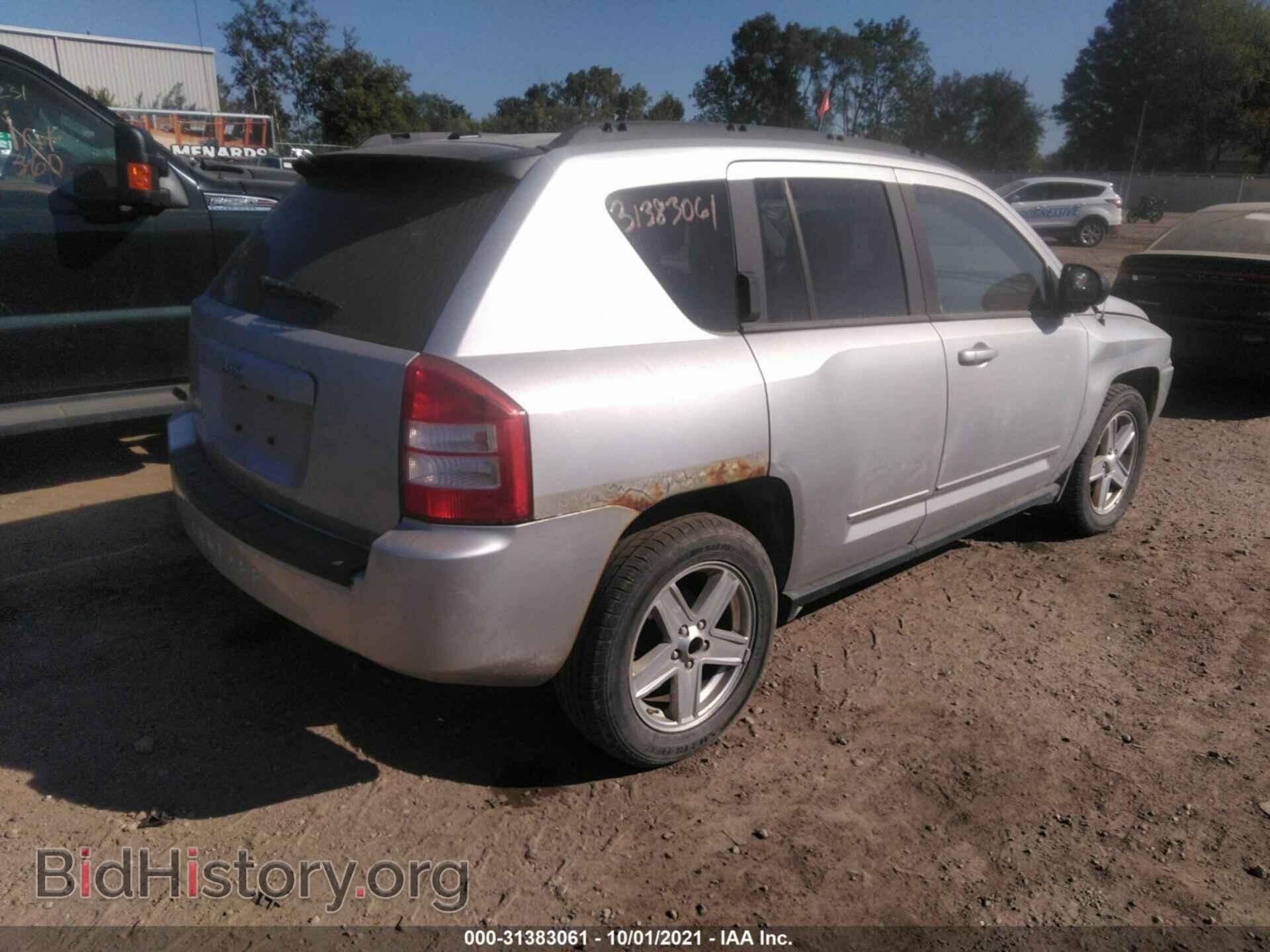 2010 JEEP COMPASS - VIN: 1J4NF4FB5AD505492 - Фото 4