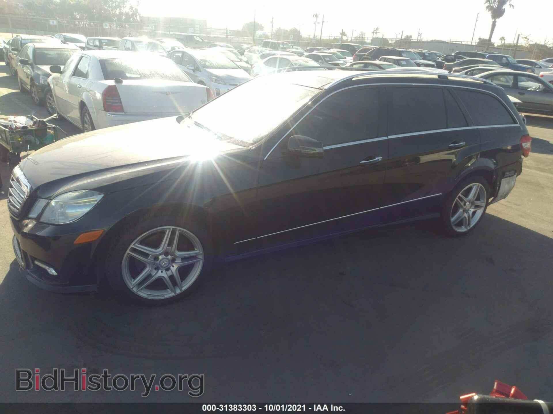 2011 MERCEDES-BENZ E-CLASS - VIN: WDDHH8HB3BA331366 - Фото 2
