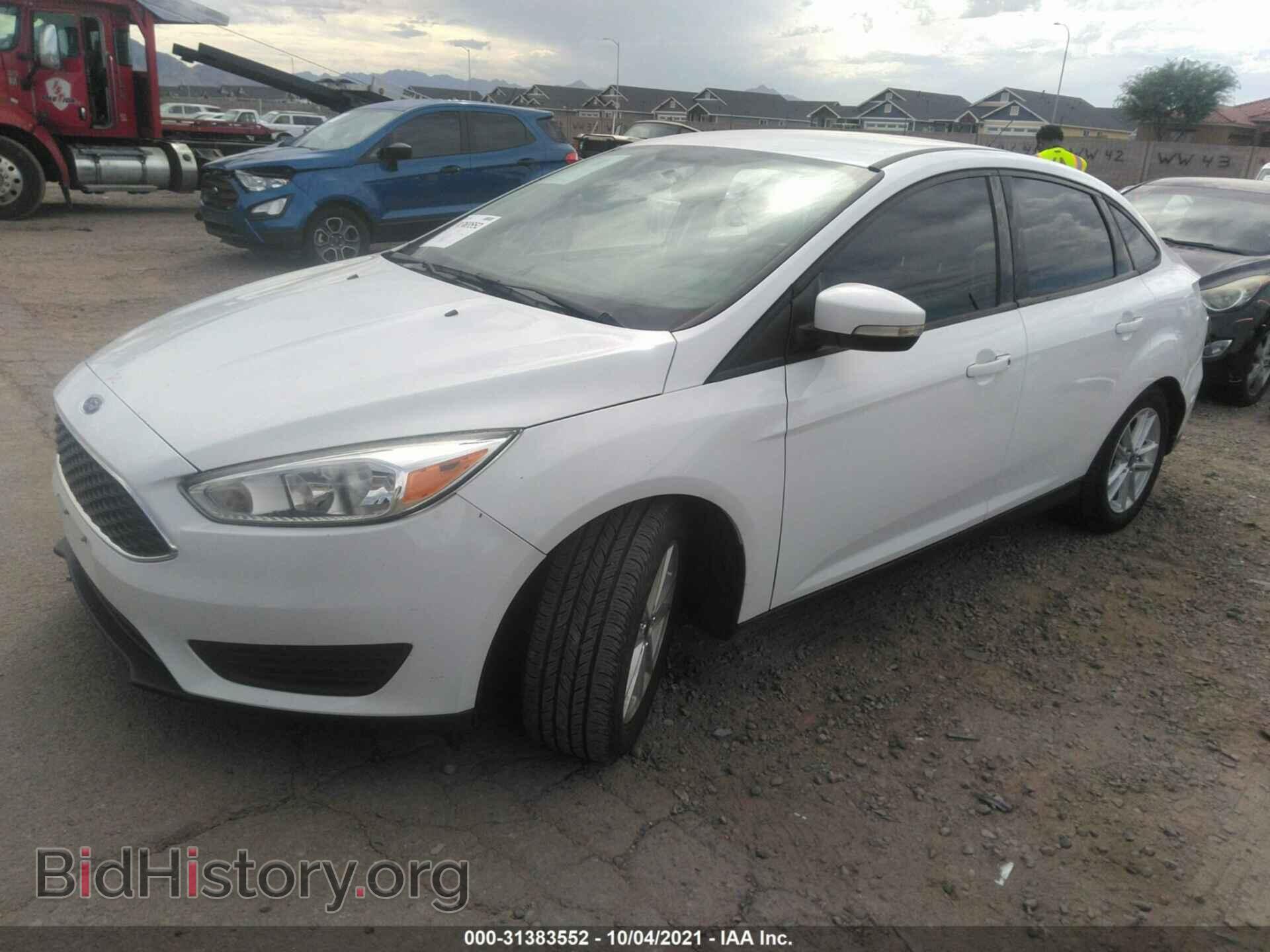 2017 FORD FOCUS - VIN: 1FADP3F23HL206579 - Фото 2