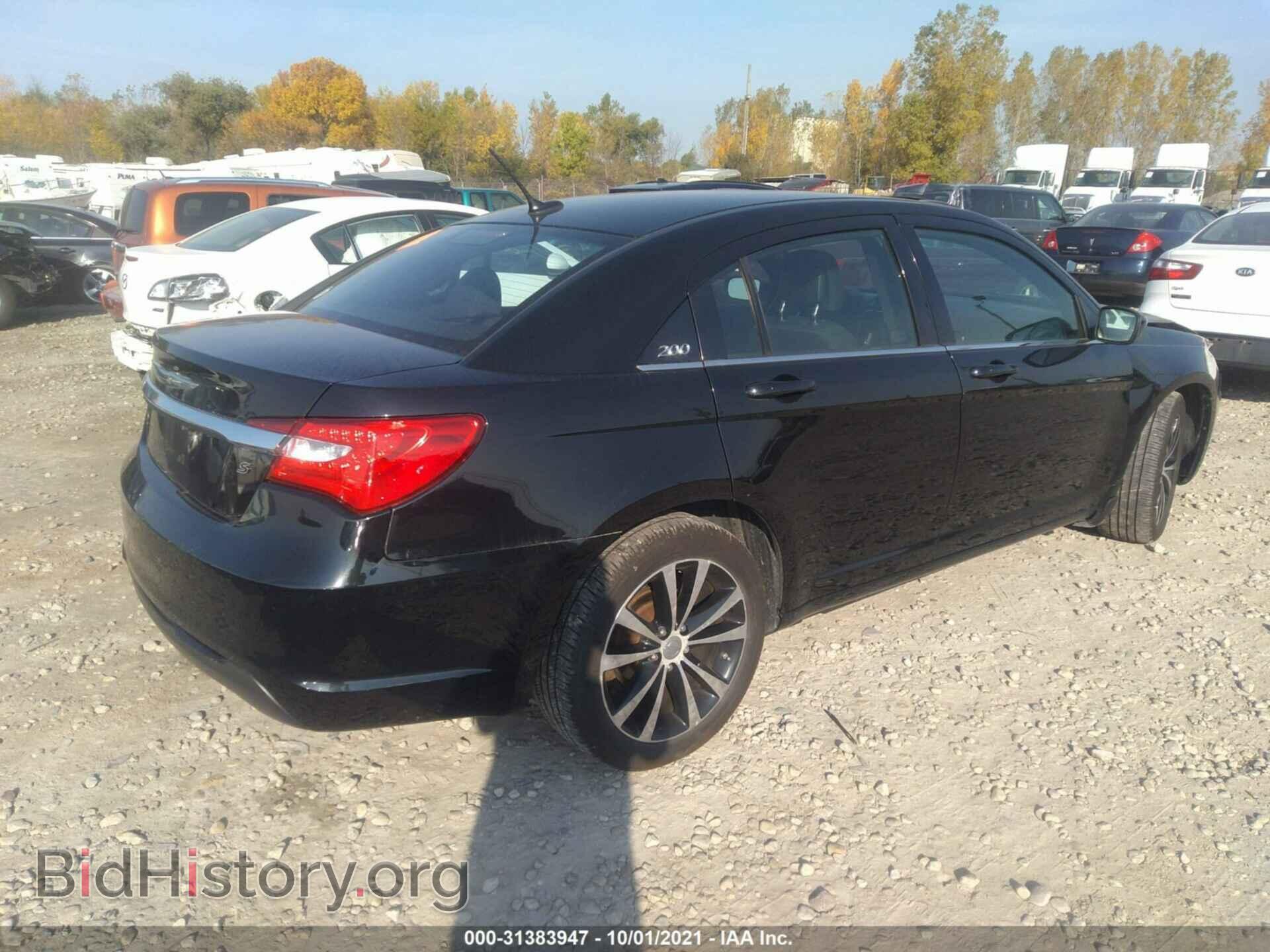 2013 CHRYSLER 200 - VIN: 1C3CCBBG7DN751796 - Фото 4