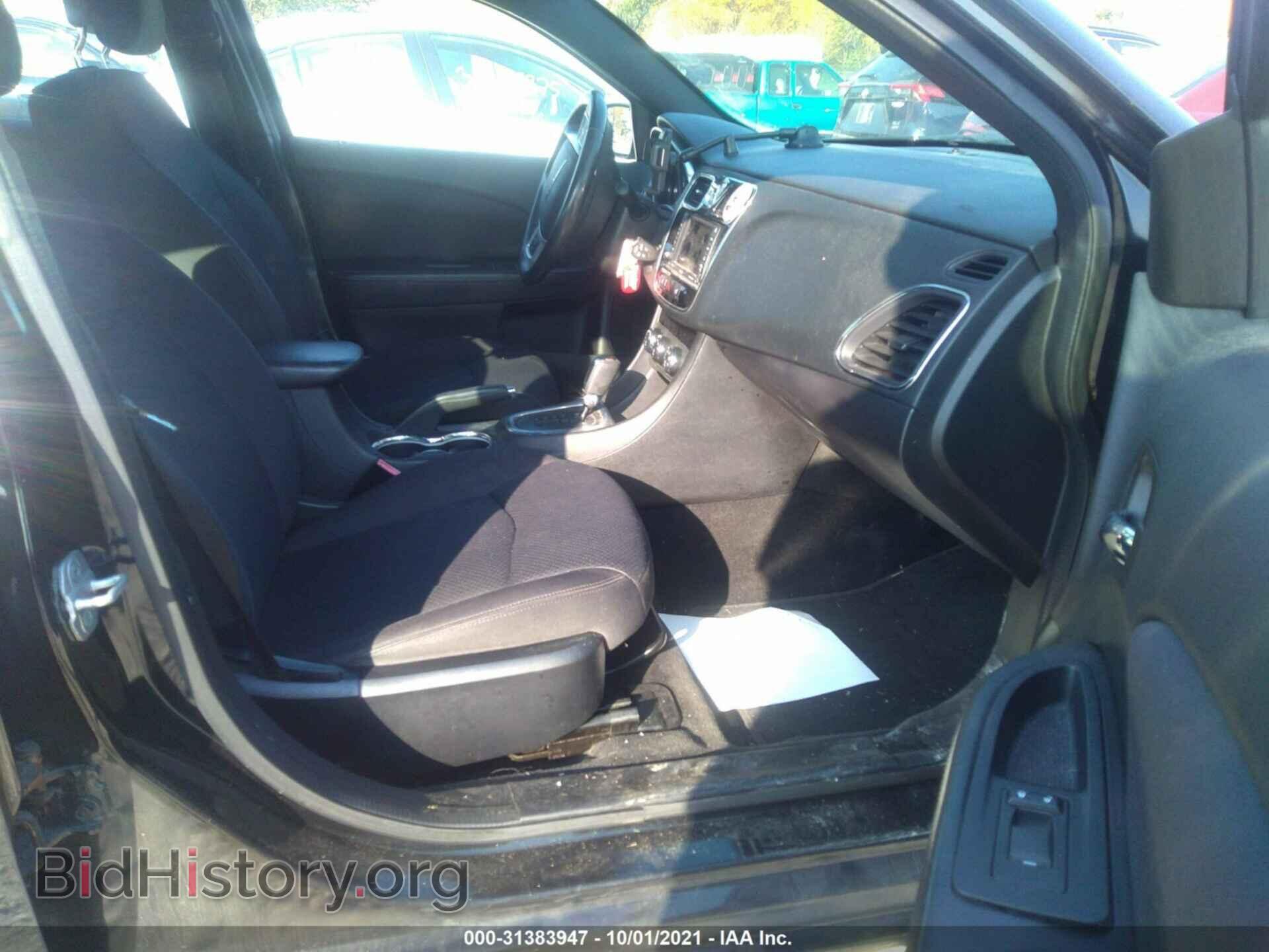 2013 CHRYSLER 200 - VIN: 1C3CCBBG7DN751796 - Фото 5