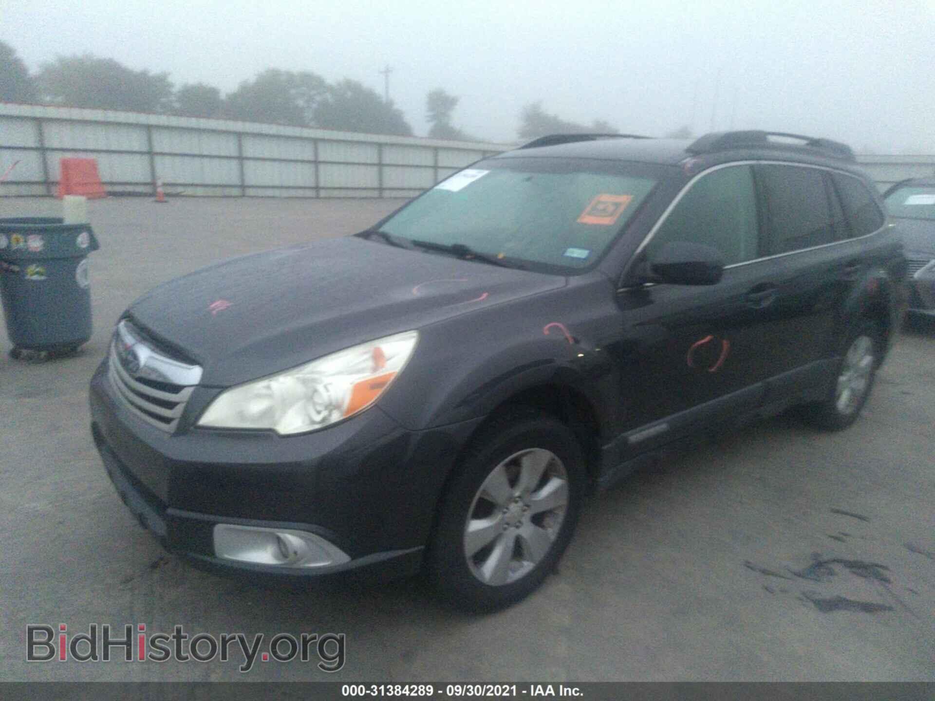 2011 SUBARU OUTBACK - VIN: 4S4BRBCC4B3389707 - Фото 2