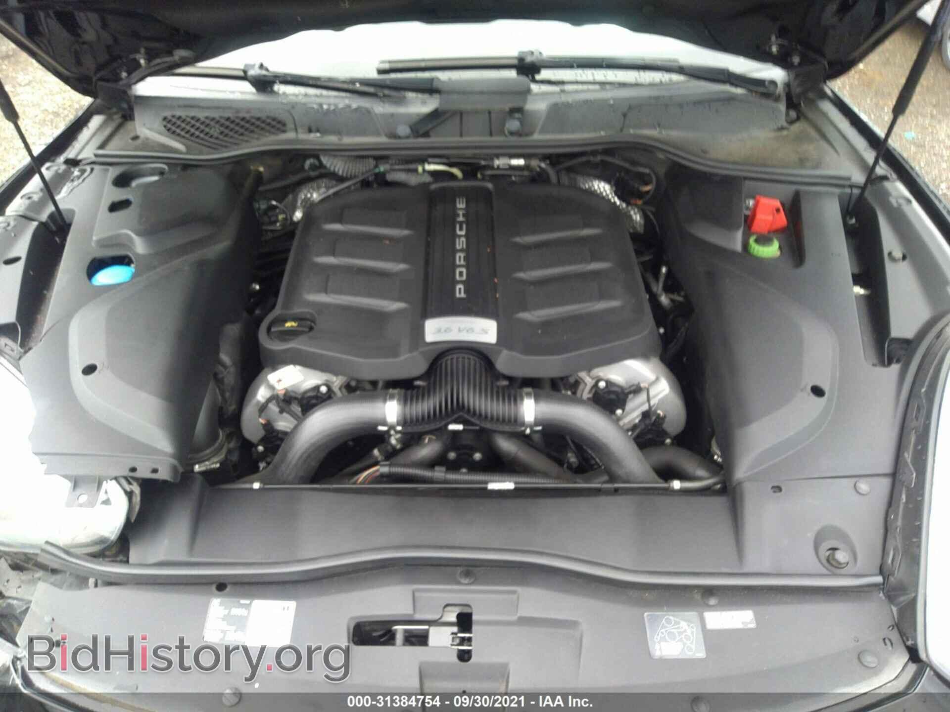 2015 PORSCHE CAYENNE - VIN: WP1AB2A21FLA58103 - Фото 10