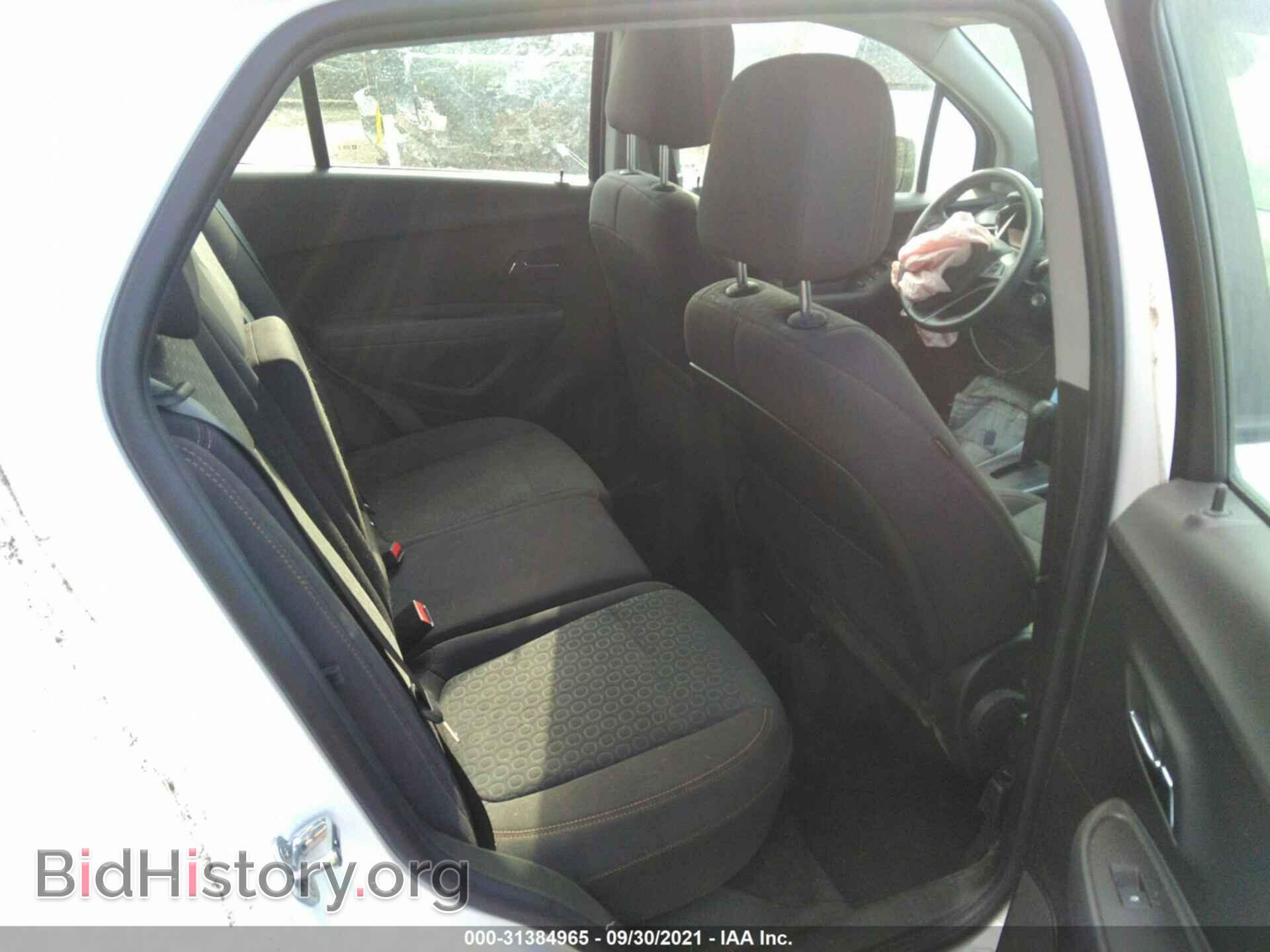 2018 CHEVROLET TRAX - VIN: KL7CJKSB4JB643281 - Фото 8