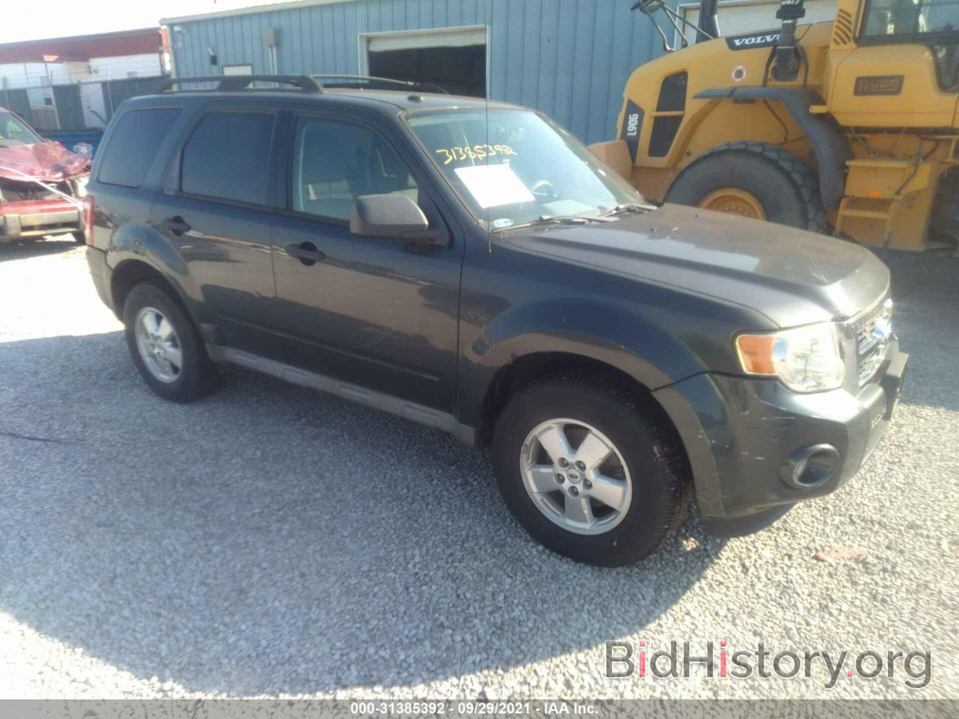 Photo 1FMCU03G29KB94392 - FORD ESCAPE 2009