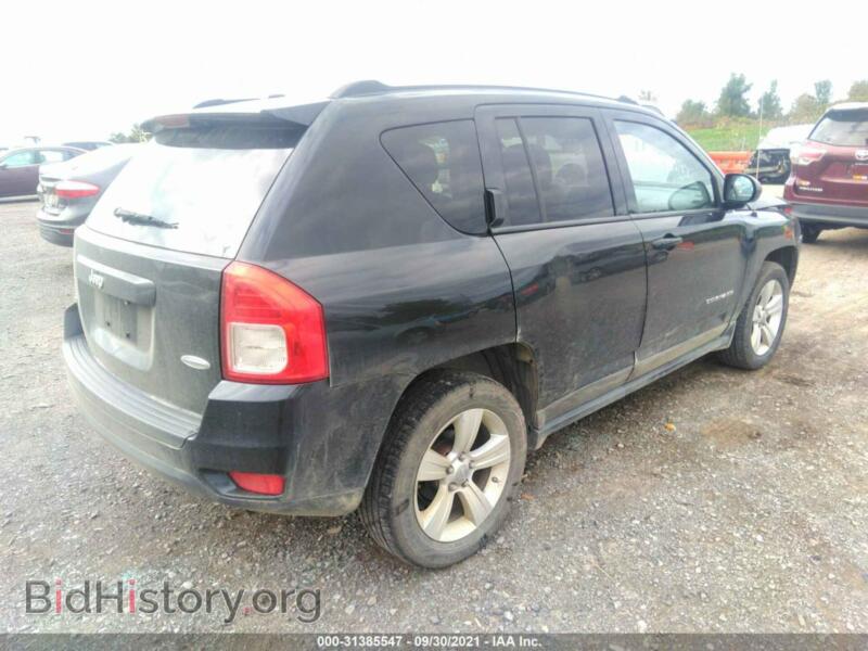 2011 Jeep COMPASS (VIN 1J4NF1FB7BD134321) — photo 4 of 11