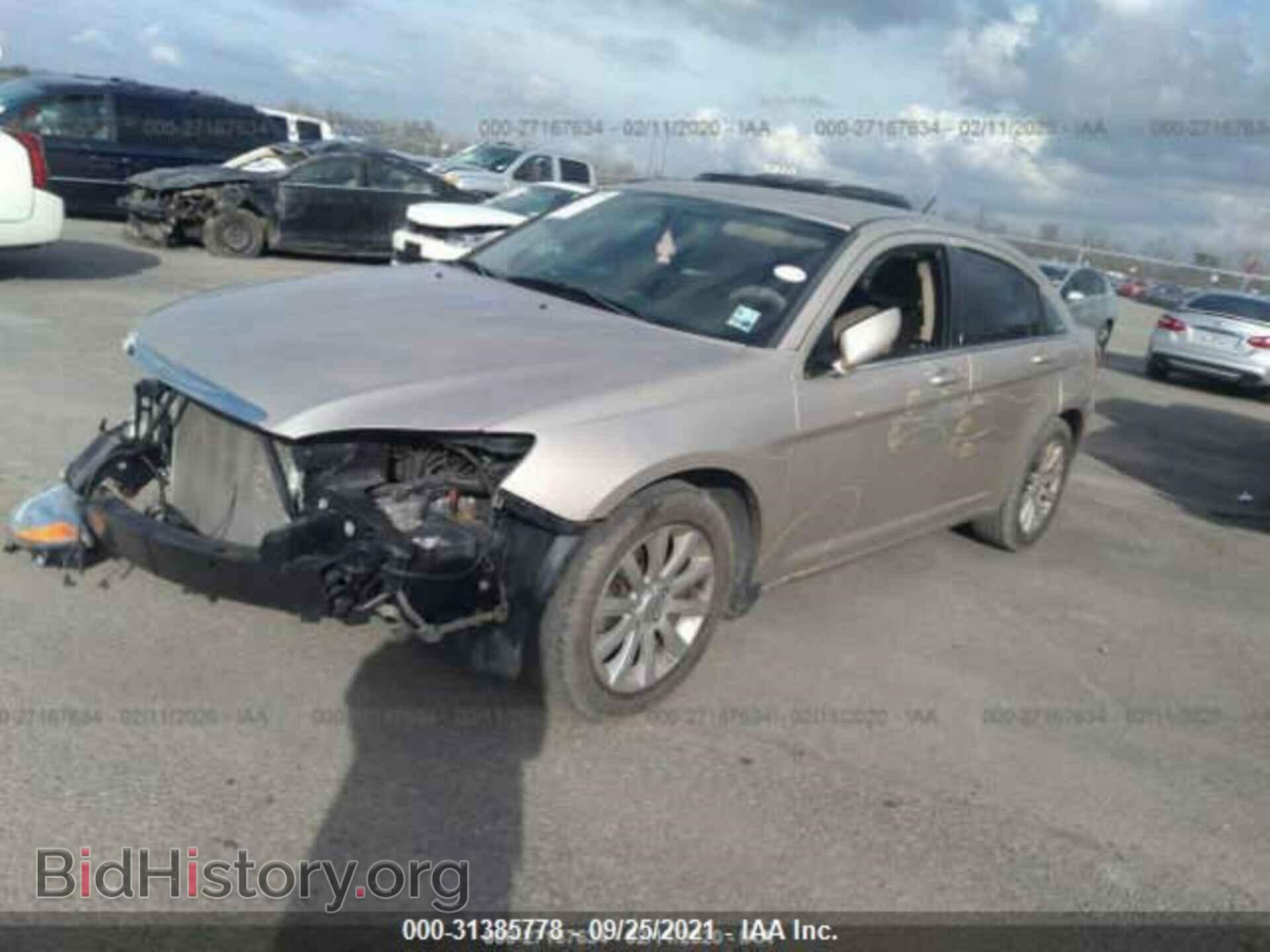 2014 CHRYSLER 200 - VIN: 1C3CCBBB8EN197707 - Фото 2