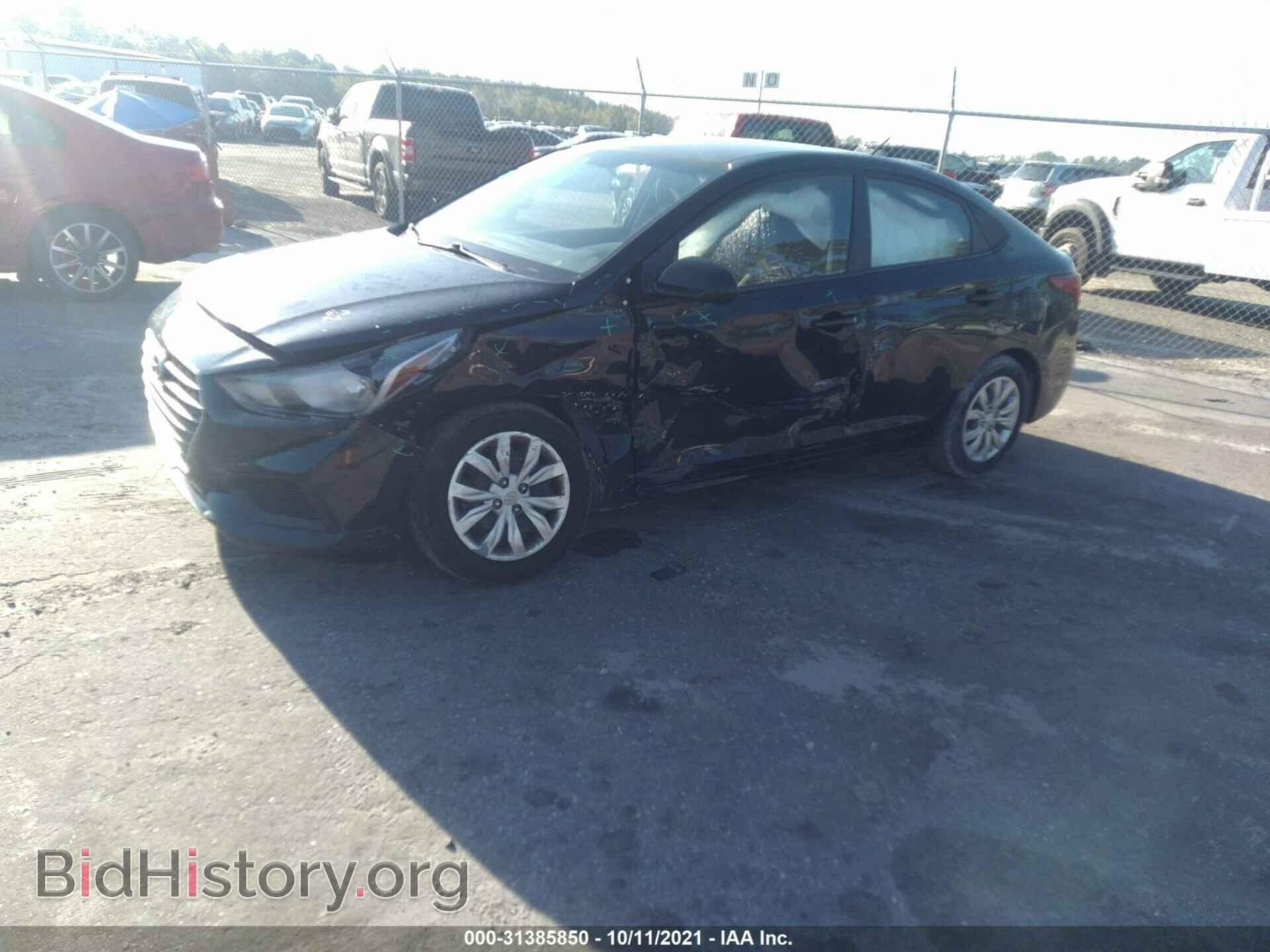 2018 HYUNDAI ACCENT - VIN: 3KPC24A39JE024149 - Фото 2