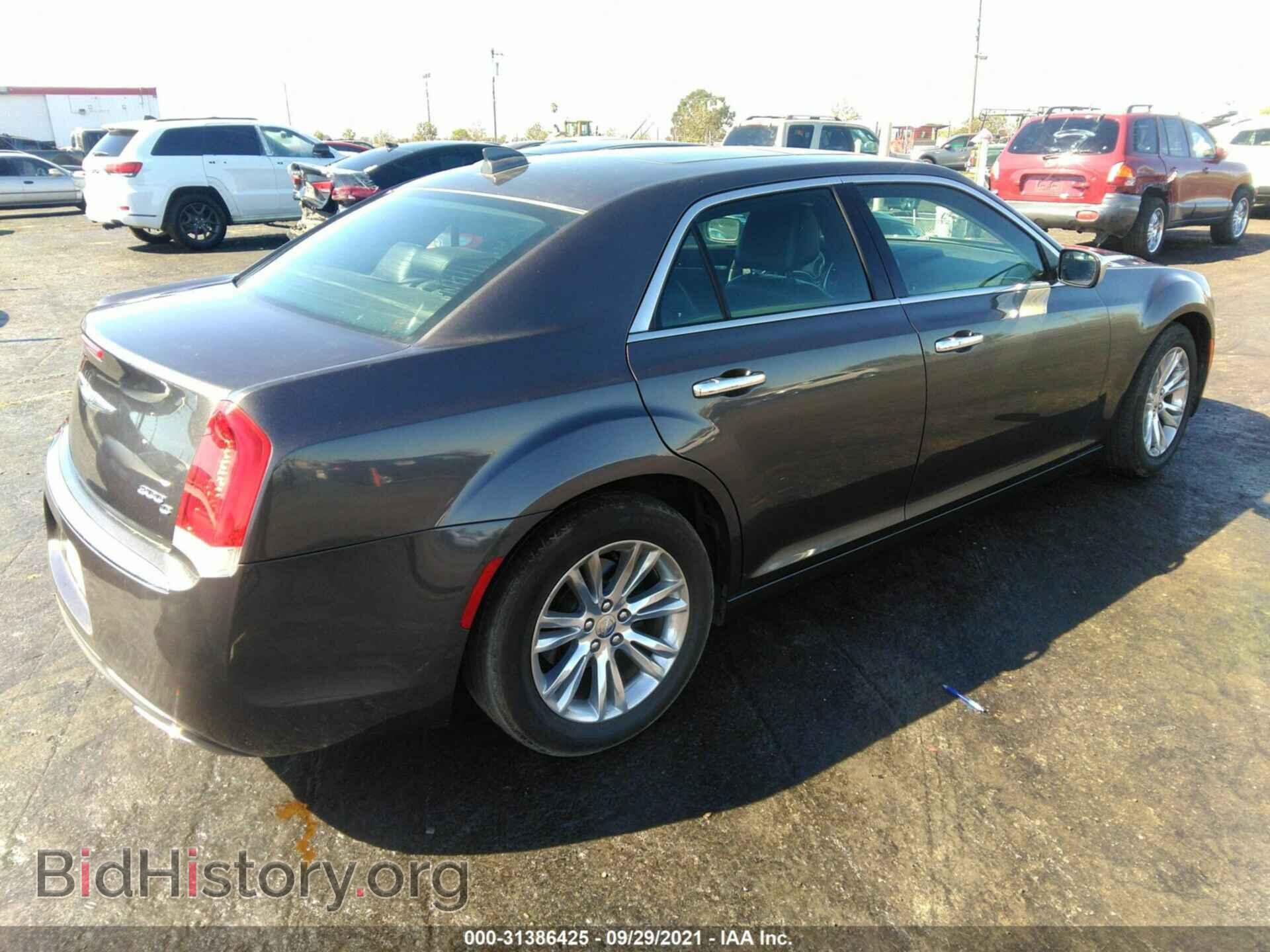 2016 CHRYSLER 300 - VIN: 2C3CCAEG9GH219940 - Photo 4