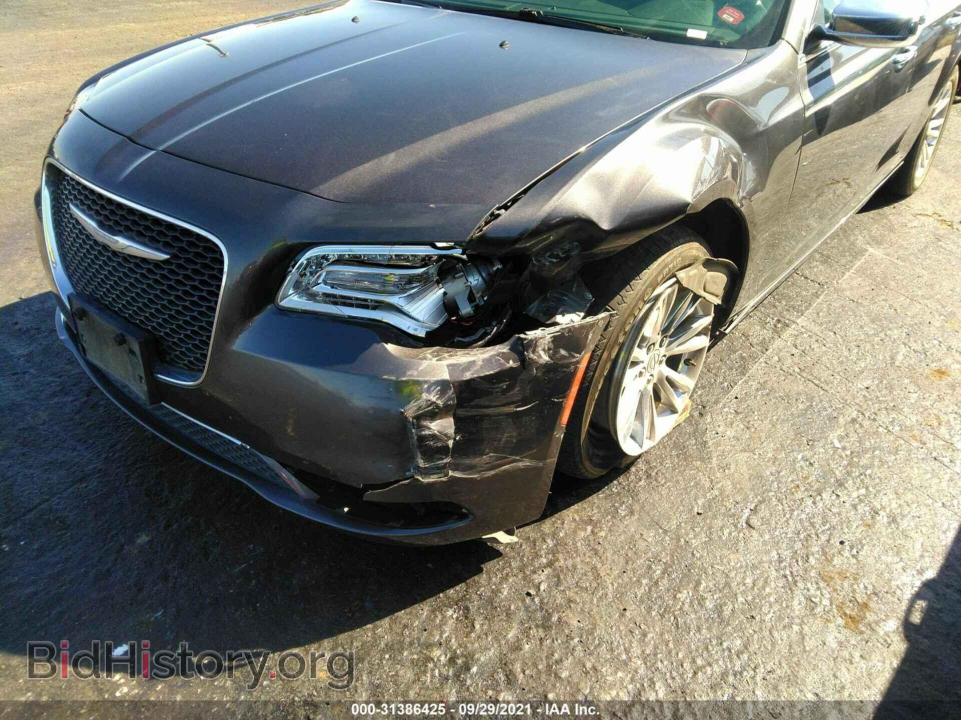 2016 CHRYSLER 300 - VIN: 2C3CCAEG9GH219940 - Photo 6