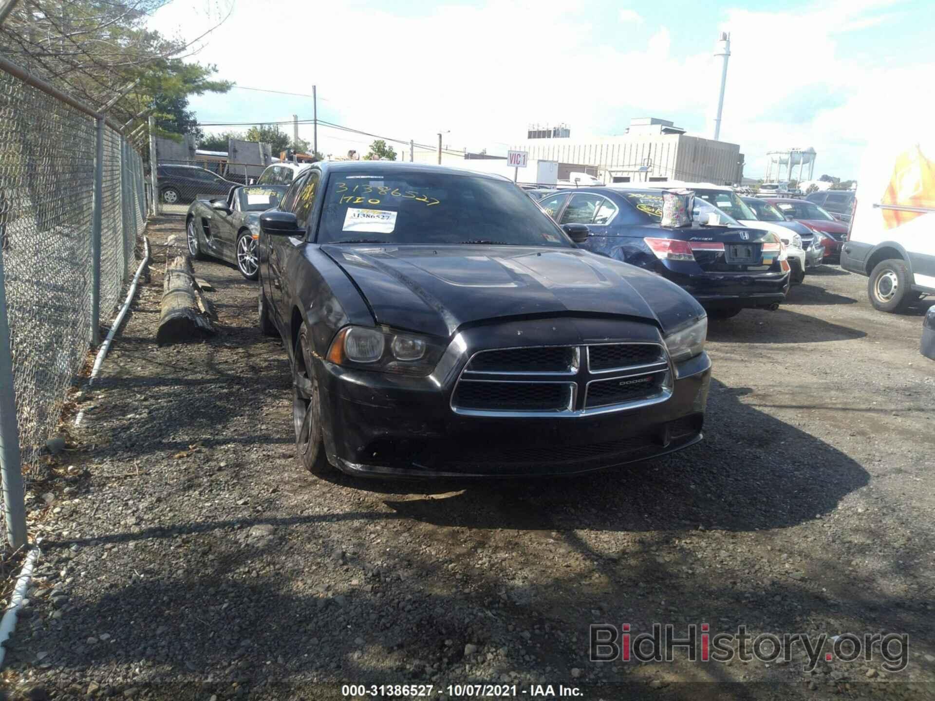 Photo 2C3CDXBG3DH568382 - DODGE CHARGER 2013