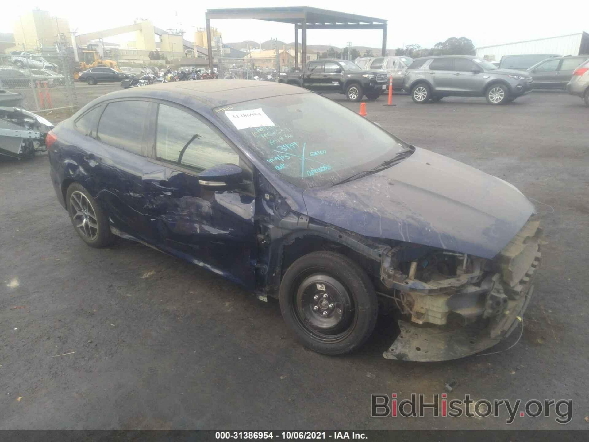 Photo 1FADP3H25HL211554 - FORD FOCUS 2017