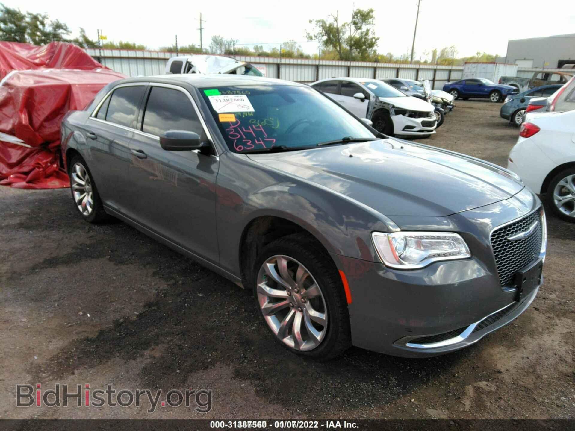 Photo 2C3CCAAG2KH566380 - CHRYSLER 300 2019