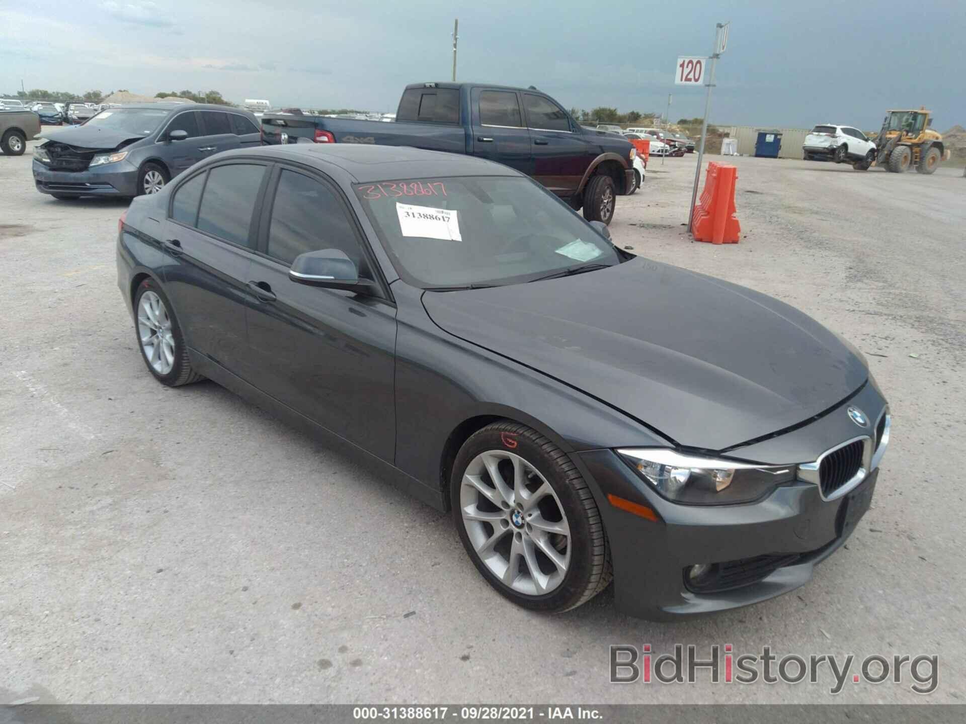 Photo WBA3B1G5XENS78510 - BMW 3 SERIES 2014