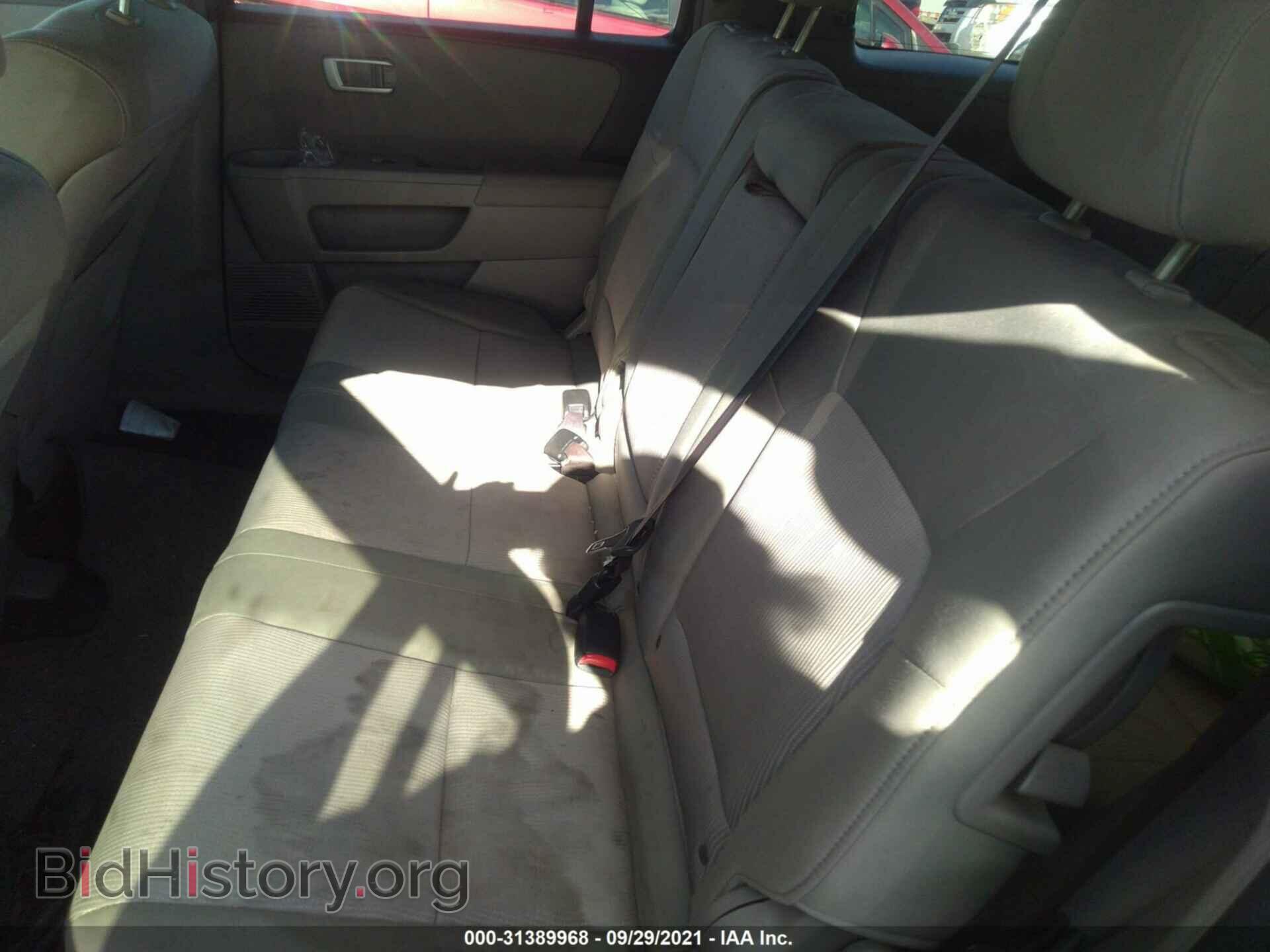 2011 HONDA PILOT - VIN: 5FNYF4H48BB074903 - Фото 8