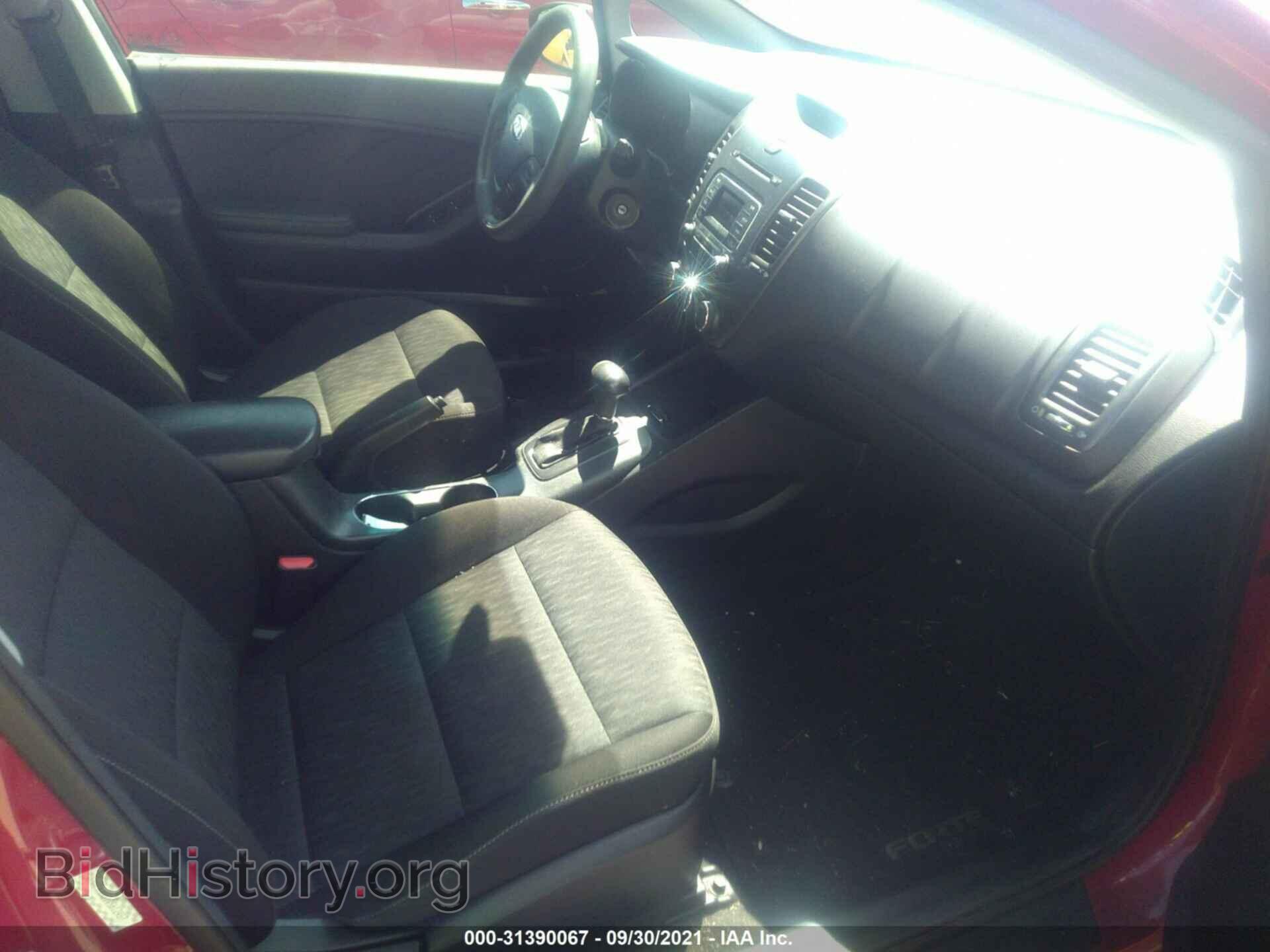 2016 KIA FORTE - VIN: KNAFK4A61G5612457 - Фото 5