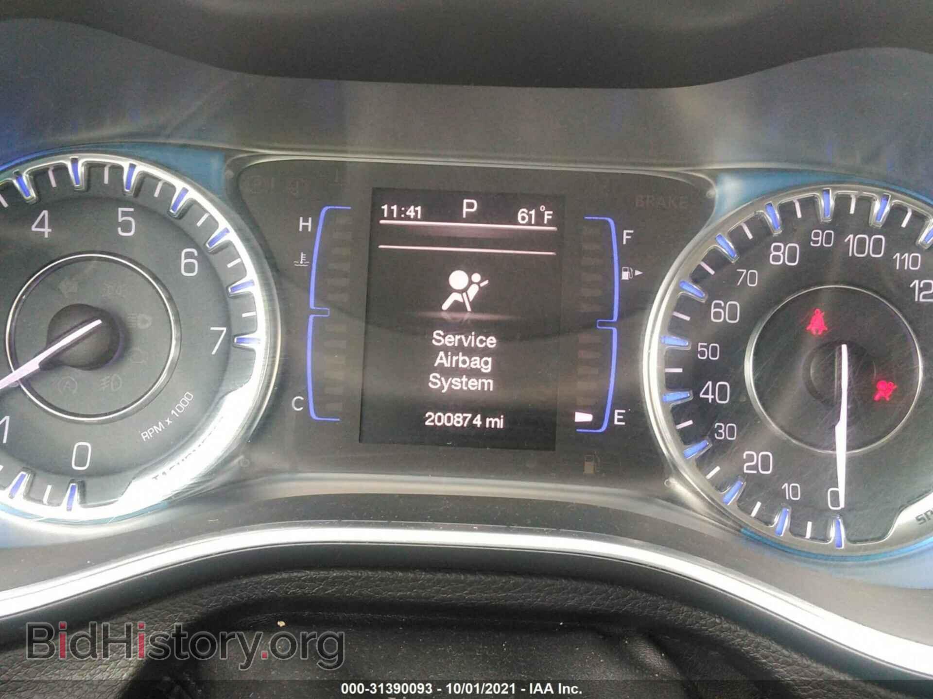2015 CHRYSLER 200 - VIN: 1C3CCCAB4FN640301 - Photo 7