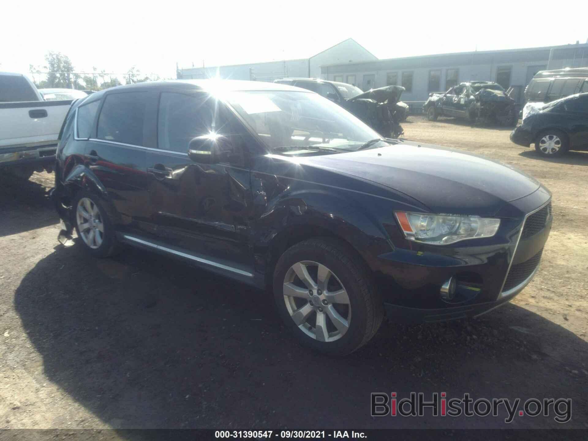 Photo JA4JS4AX6BU015058 - MITSUBISHI OUTLANDER 2011