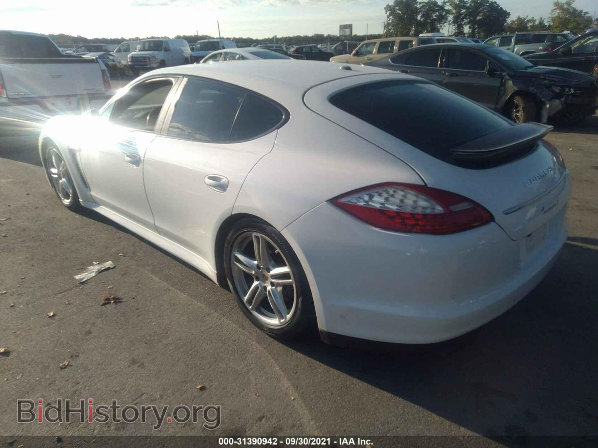 2011 PORSCHE PANAMERA - VIN: WP0AA2A78BL014822 - Фото 3
