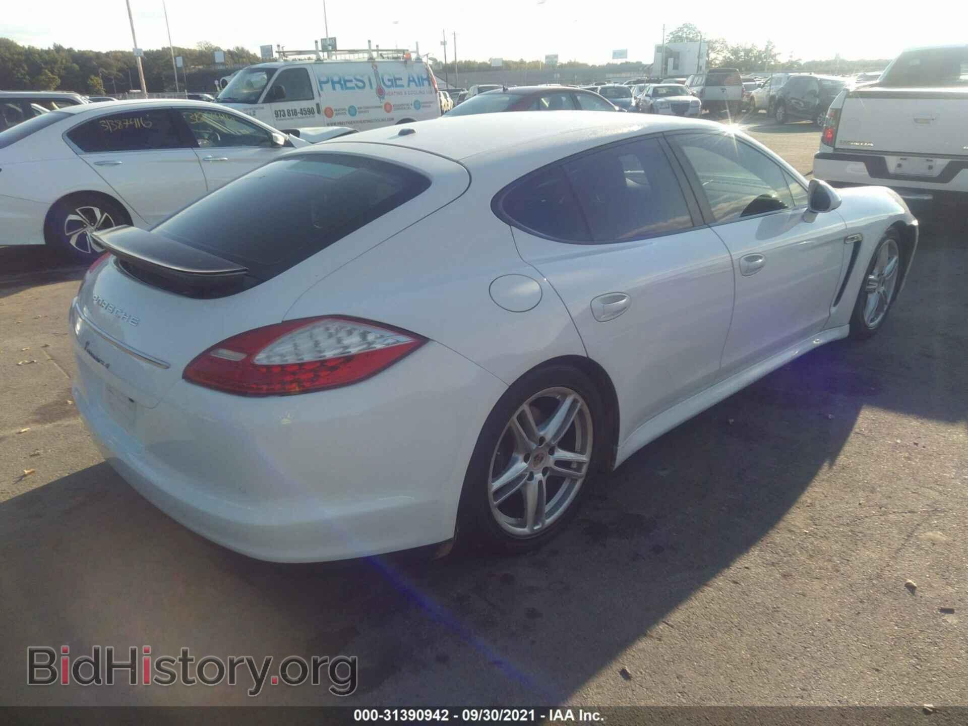 2011 PORSCHE PANAMERA - VIN: WP0AA2A78BL014822 - Фото 4