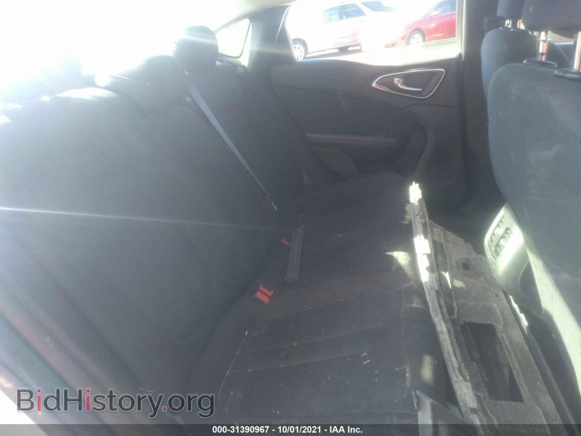 2015 CHRYSLER 200 - VIN: 1C3CCCAB7FN609737 - Фото 8