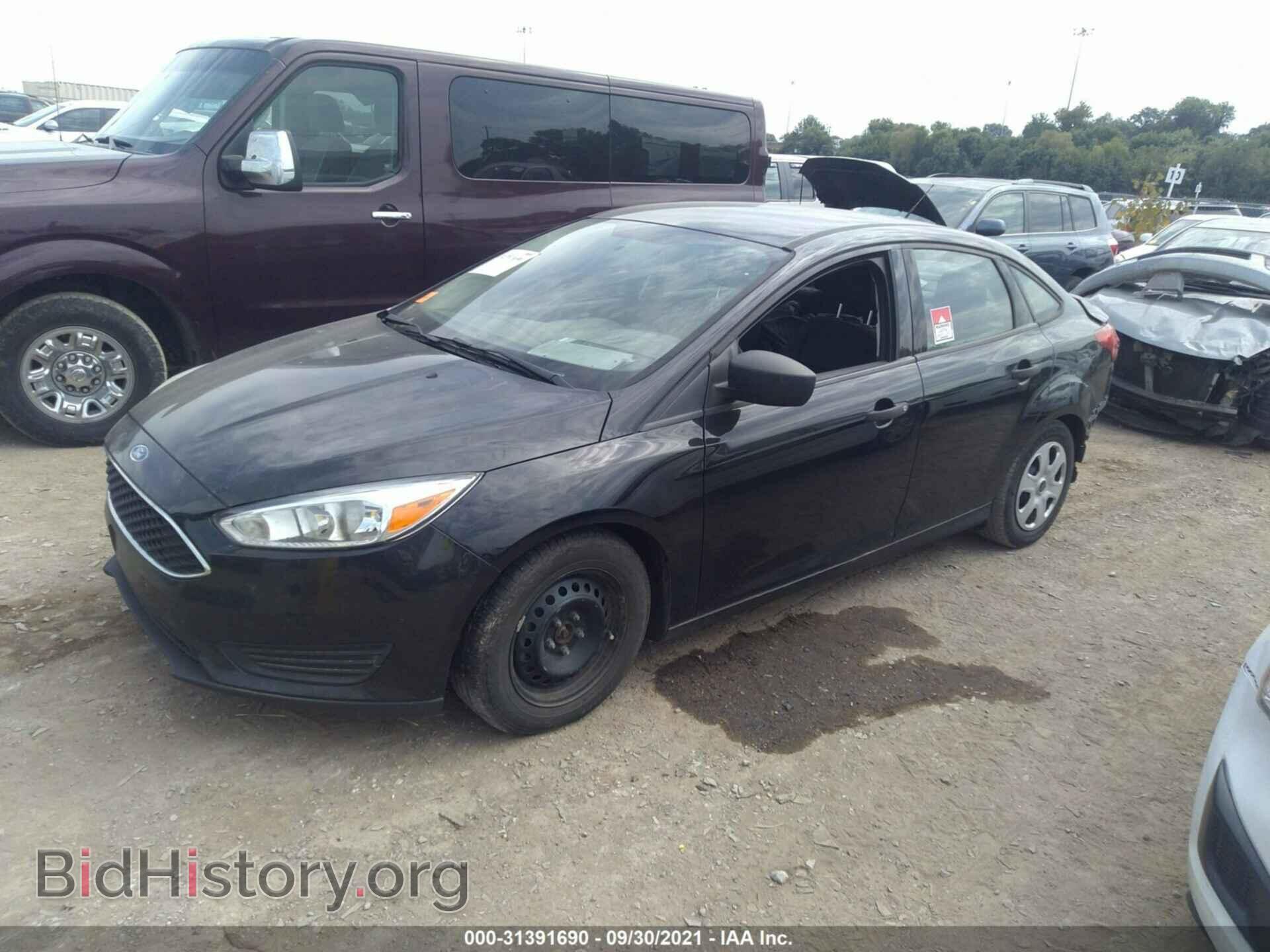 2016 FORD FOCUS - VIN: 1FADP3E23GL397226 - Фото 2