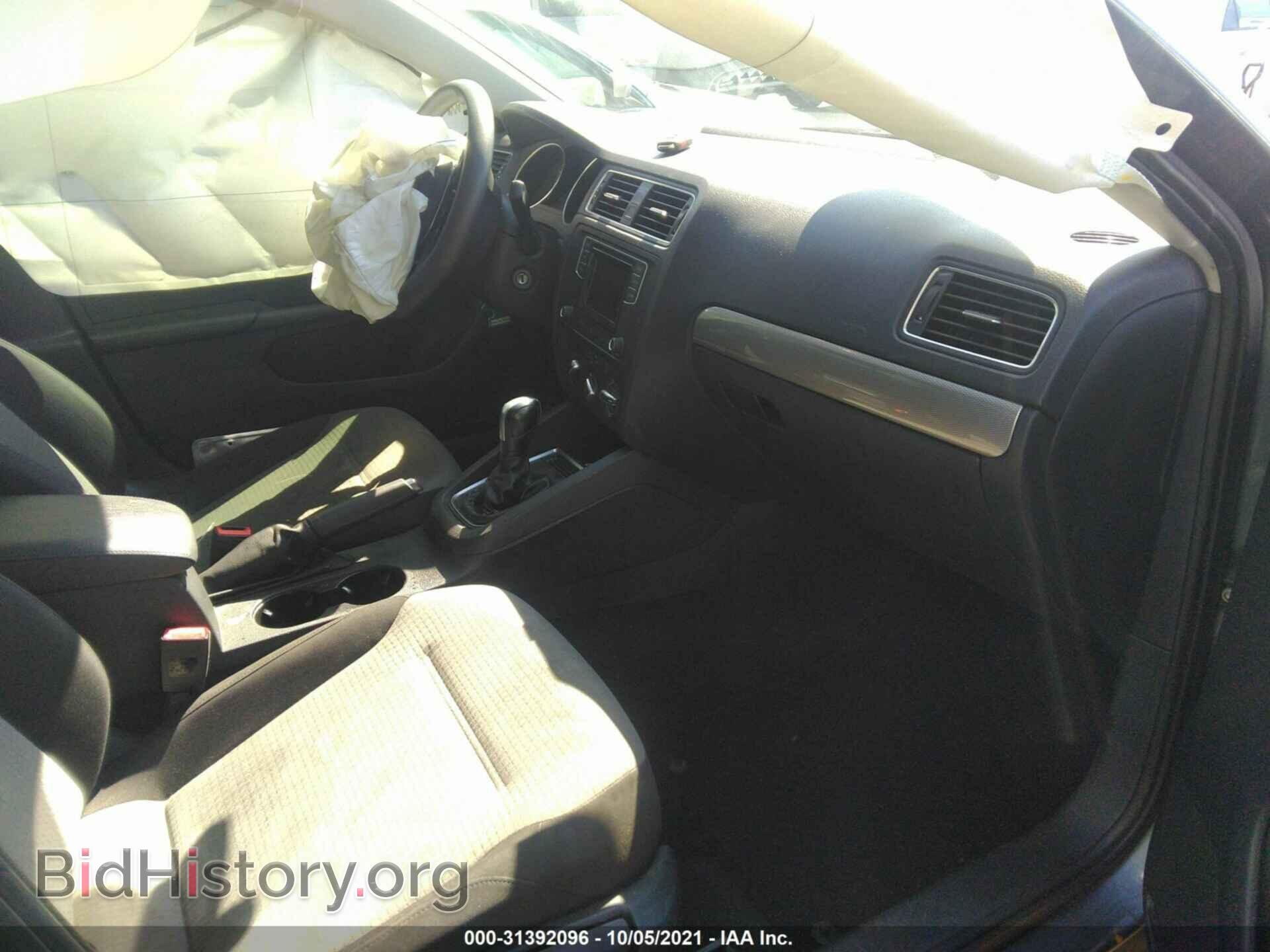2017 VOLKSWAGEN JETTA - VIN: 3VW2B7AJ0HM301215 - Фото 5