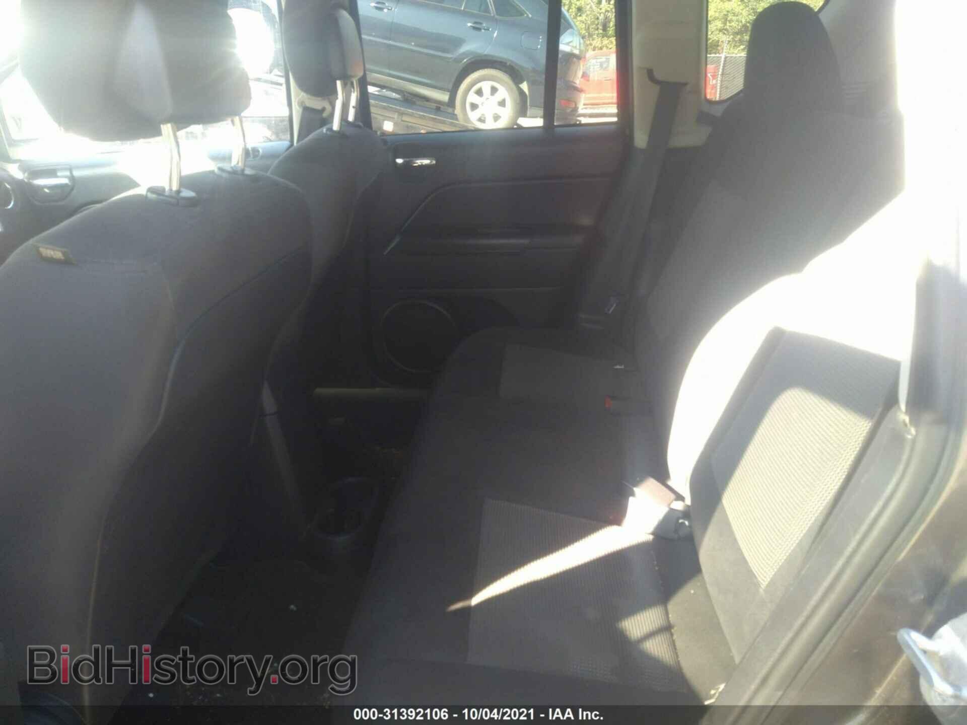 2014 JEEP COMPASS - VIN: 1C4NJDBBXED846516 - Фото 8