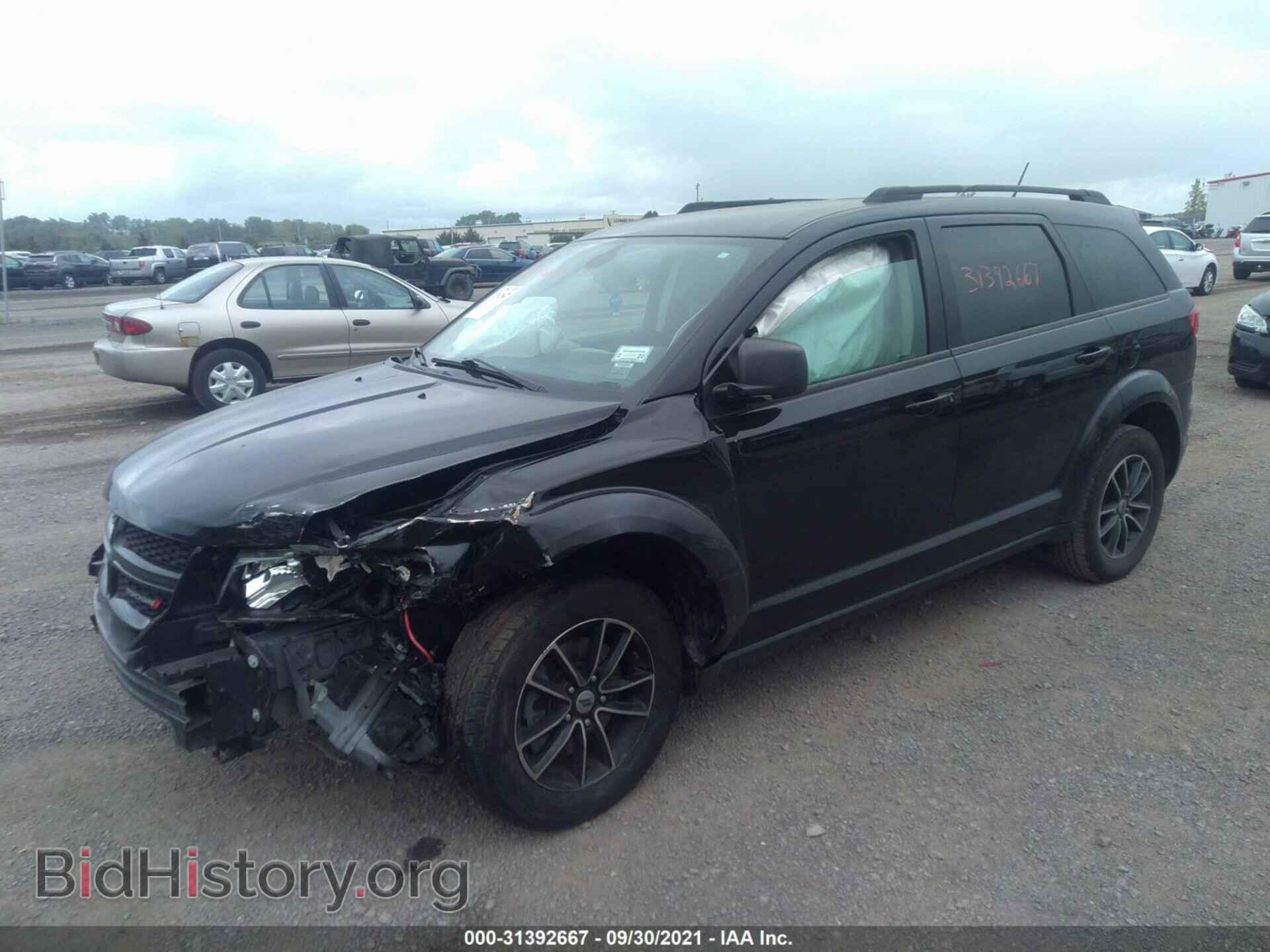 2018 DODGE JOURNEY - VIN: 3C4PDCAB8JT363977 - Фото 2