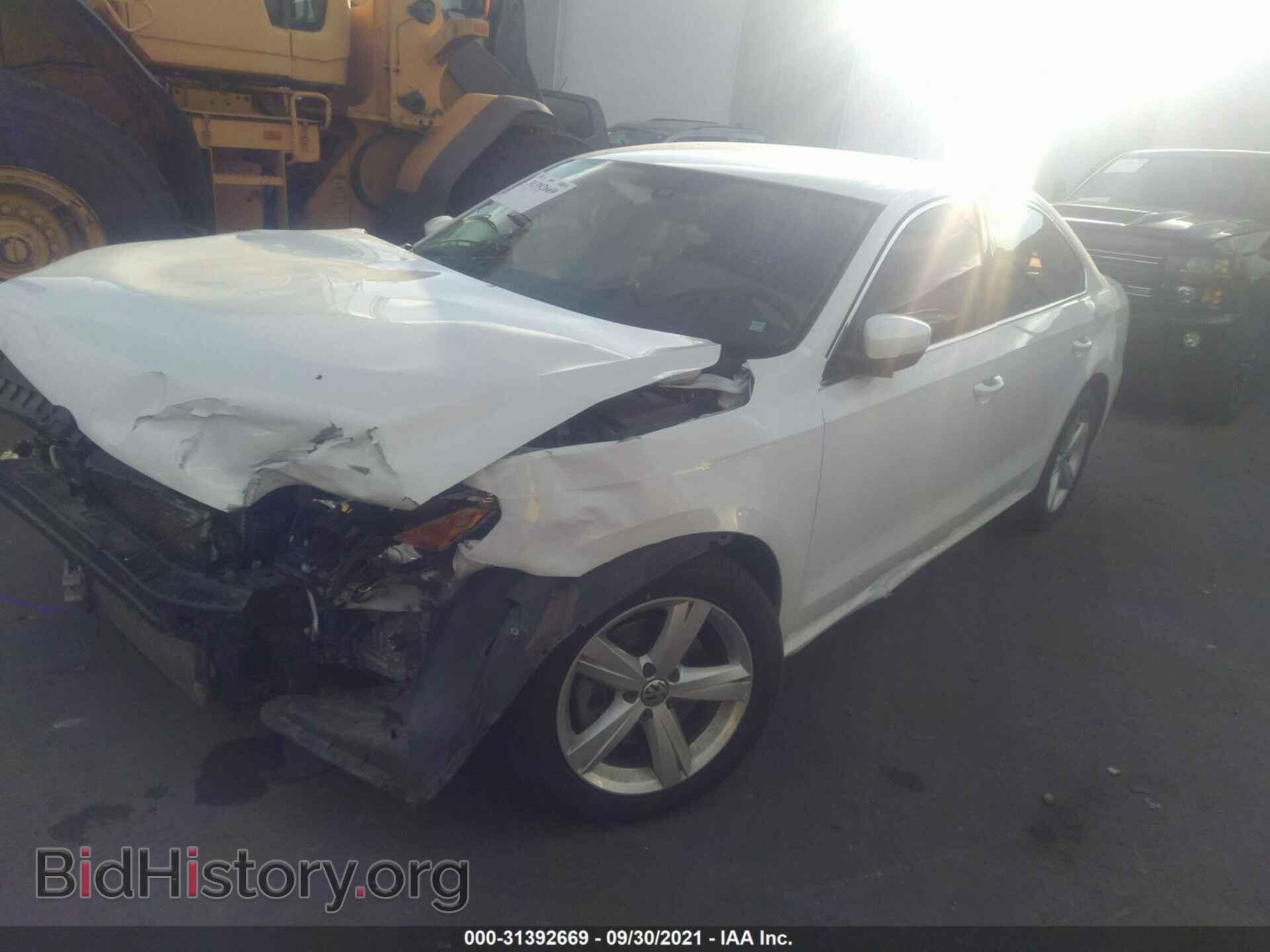 2014 VOLKSWAGEN PASSAT - VIN: 1VWBS7A30EC087809 - Фото 2