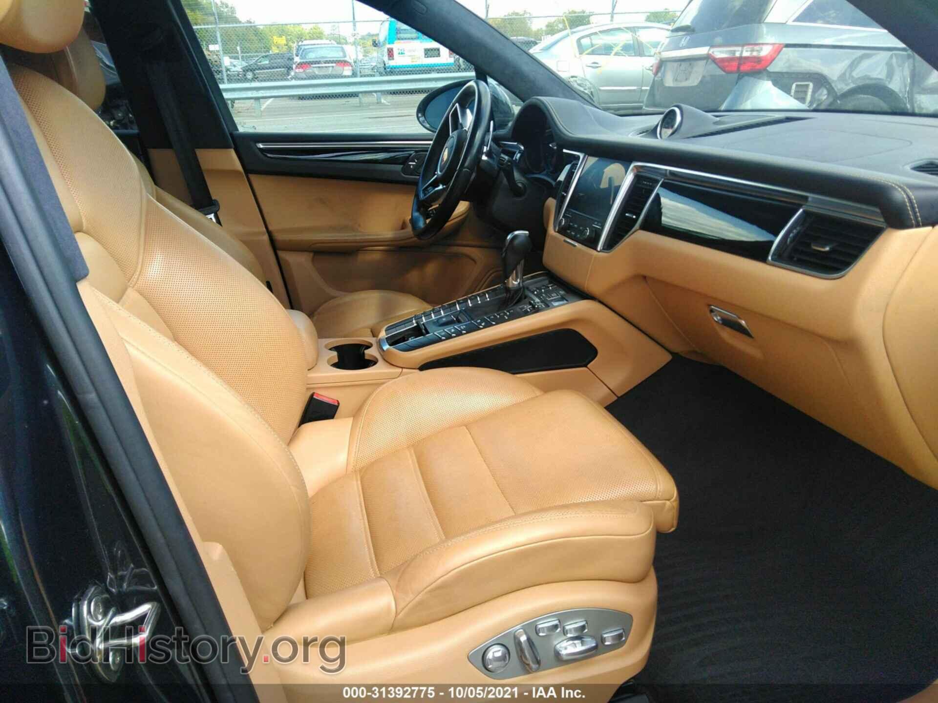 2017 PORSCHE MACAN - VIN: WP1AB2A58HLB14065 - Photo 5