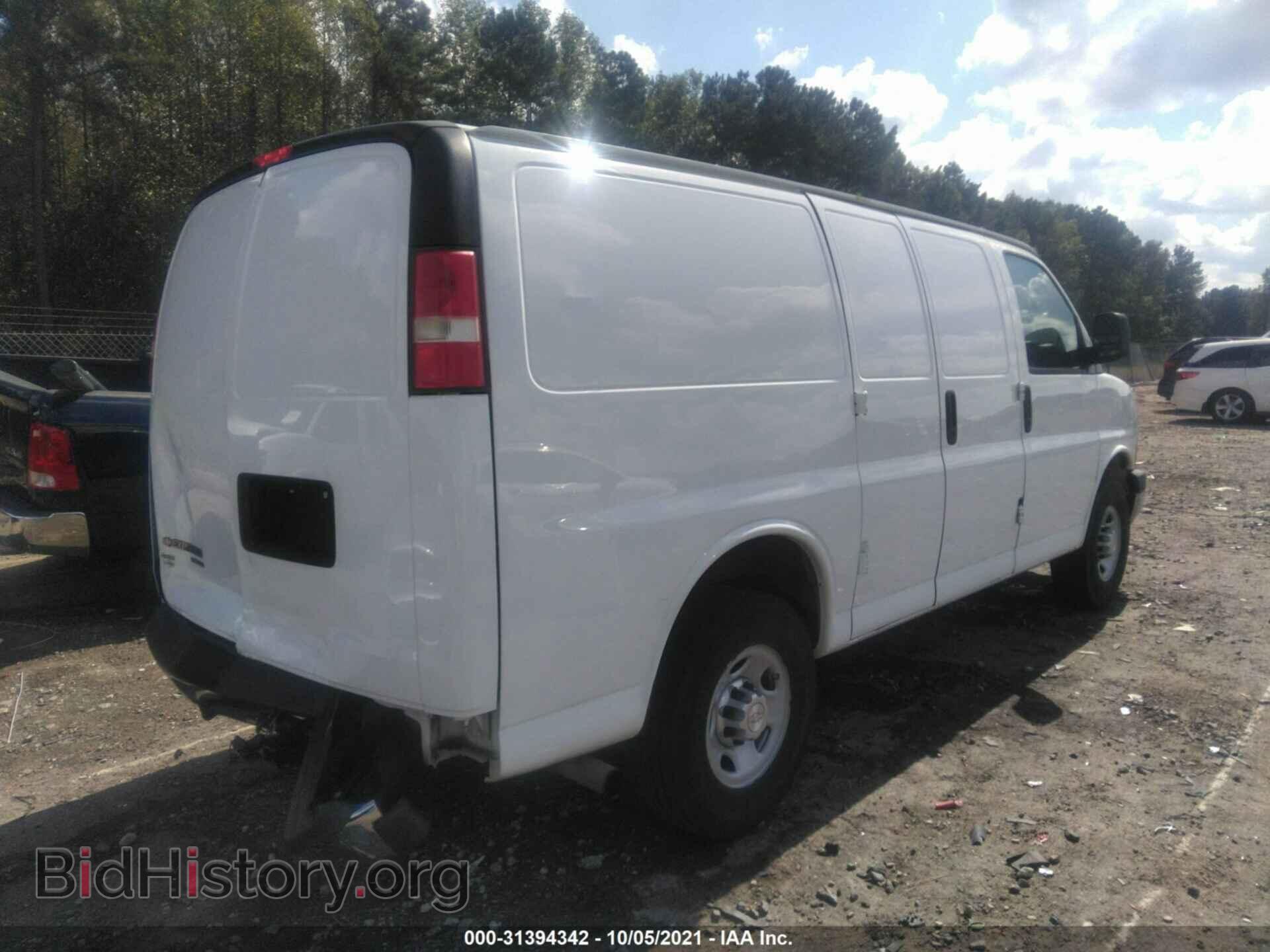 2015 CHEVROLET EXPRESS CARGO VAN - VIN: 1GCWGFCF2F1122841 - Photo 4
