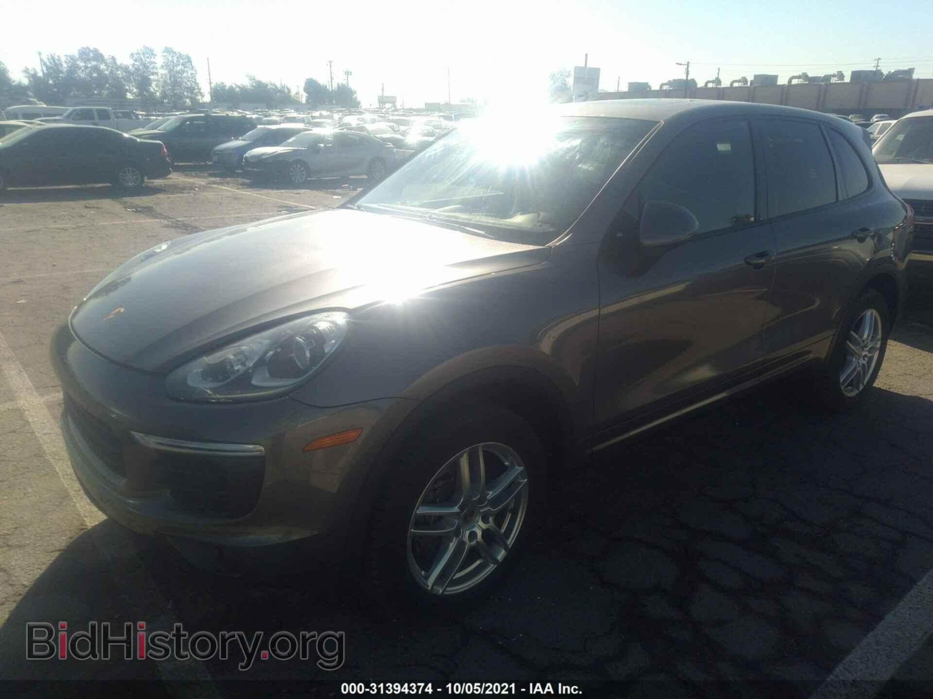 2016 PORSCHE CAYENNE - VIN: WP1AA2A2XGKA12733 - Фото 2