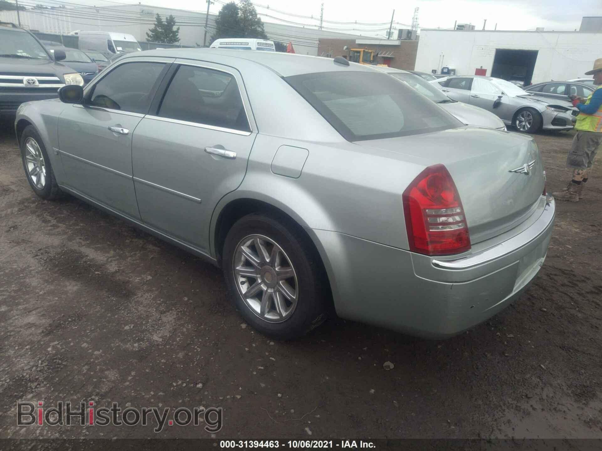 2006 CHRYSLER 300 - VIN: 2C3KA63H86H216679 - Фото 3