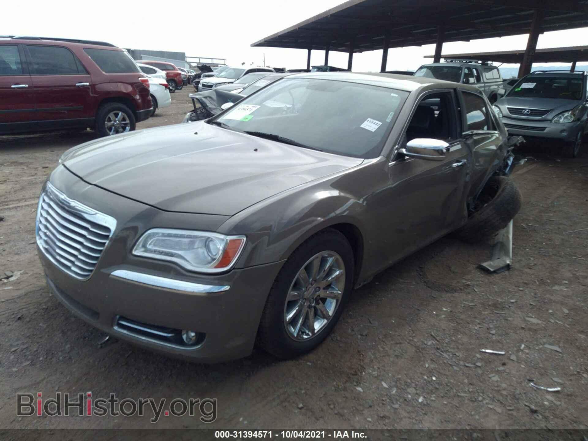 2012 CHRYSLER 300 - VIN: 2C3CCACG5CH173052 - Photo 2