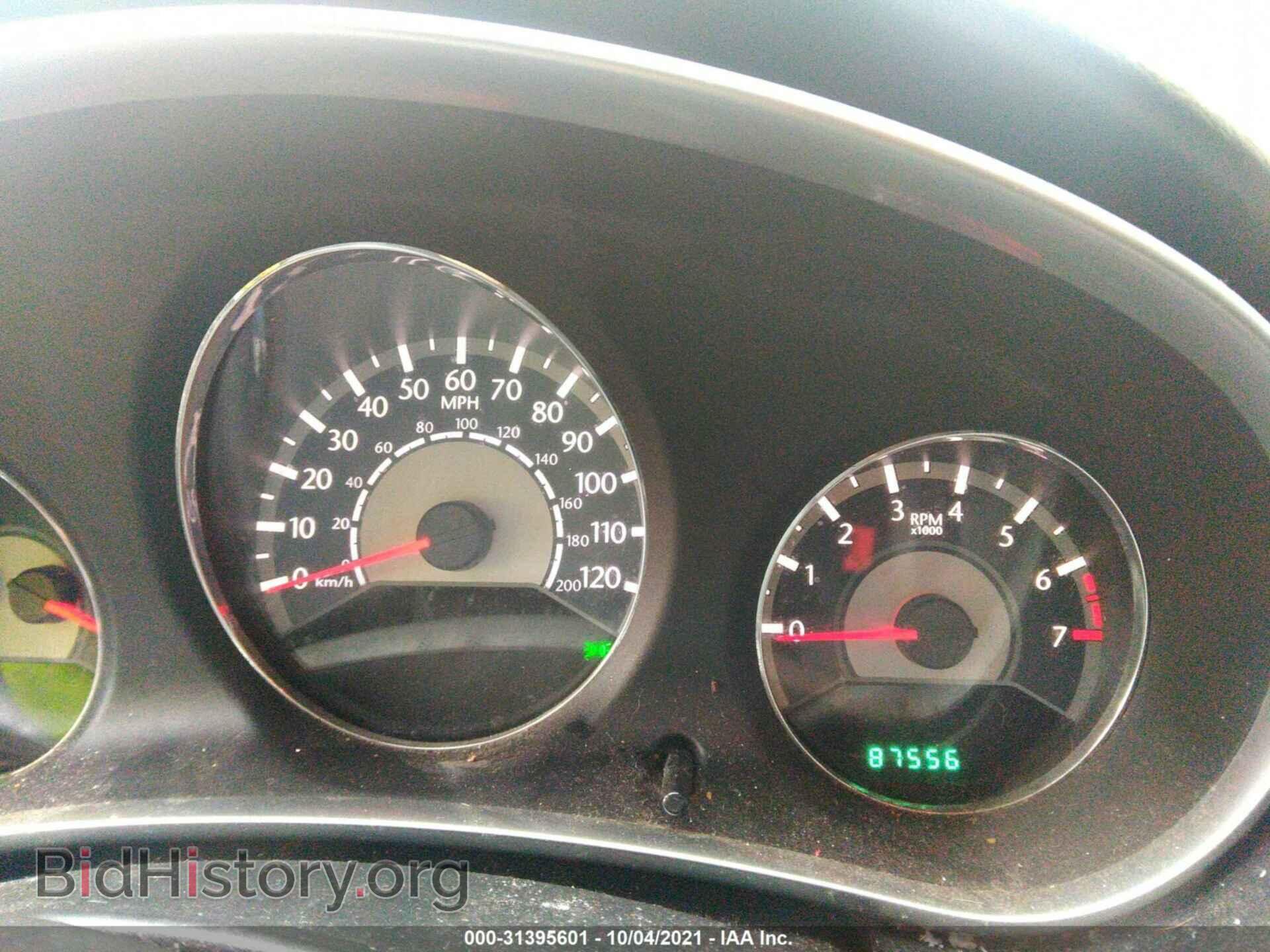 2011 CHRYSLER 200 - VIN: 1C3BC4FB2BN566705 - Photo 7