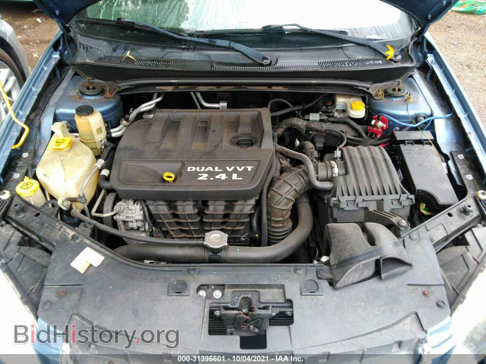2011 CHRYSLER 200 - VIN: 1C3BC4FB2BN566705 - Photo 10