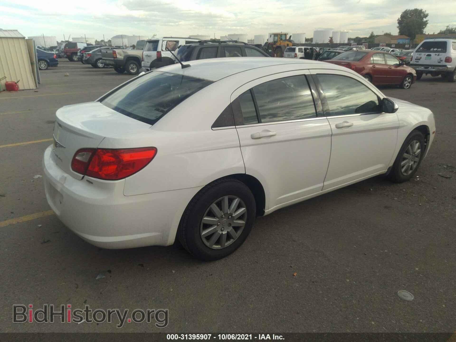 2010 CHRYSLER SEBRING - VIN: 1C3CC4FB7AN216876 - Фото 4