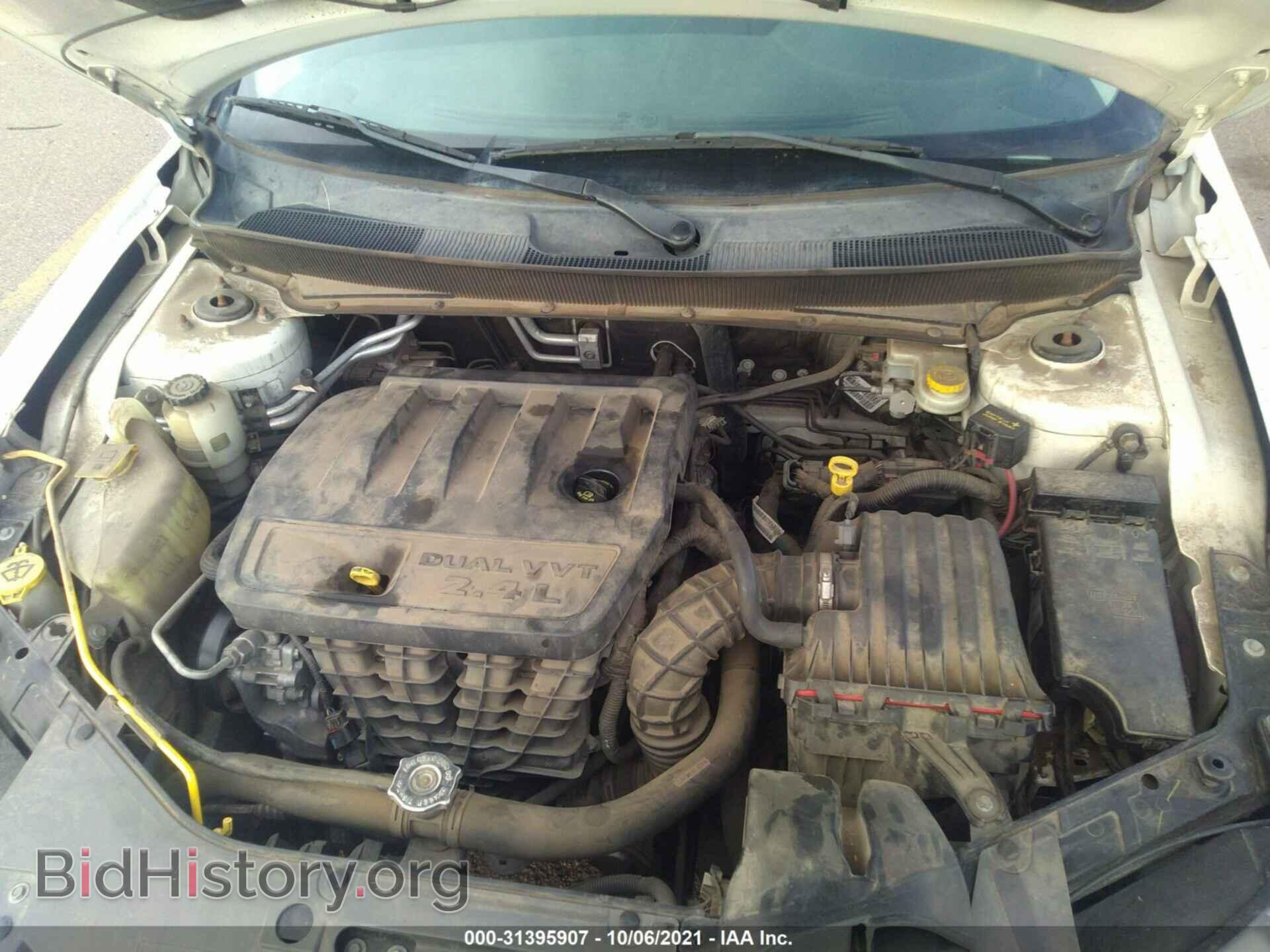 2010 CHRYSLER SEBRING - VIN: 1C3CC4FB7AN216876 - Фото 10