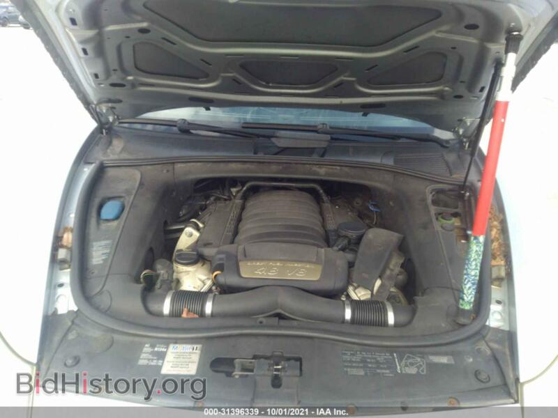 2009 Porsche CAYENNE (VIN WP1AB29P49LA44295) — photo 10 of 11