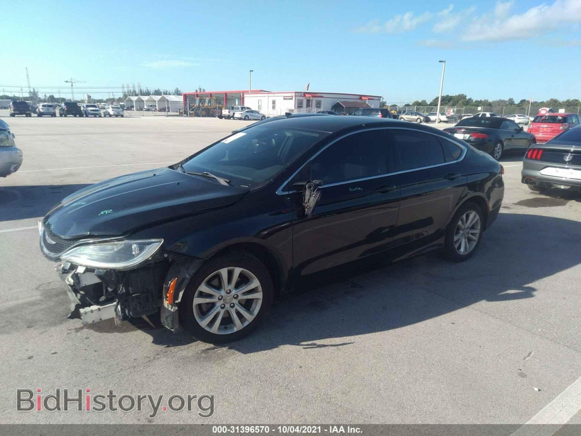 2015 CHRYSLER 200 - VIN: 1C3CCCAB1FN647027 - Photo 2