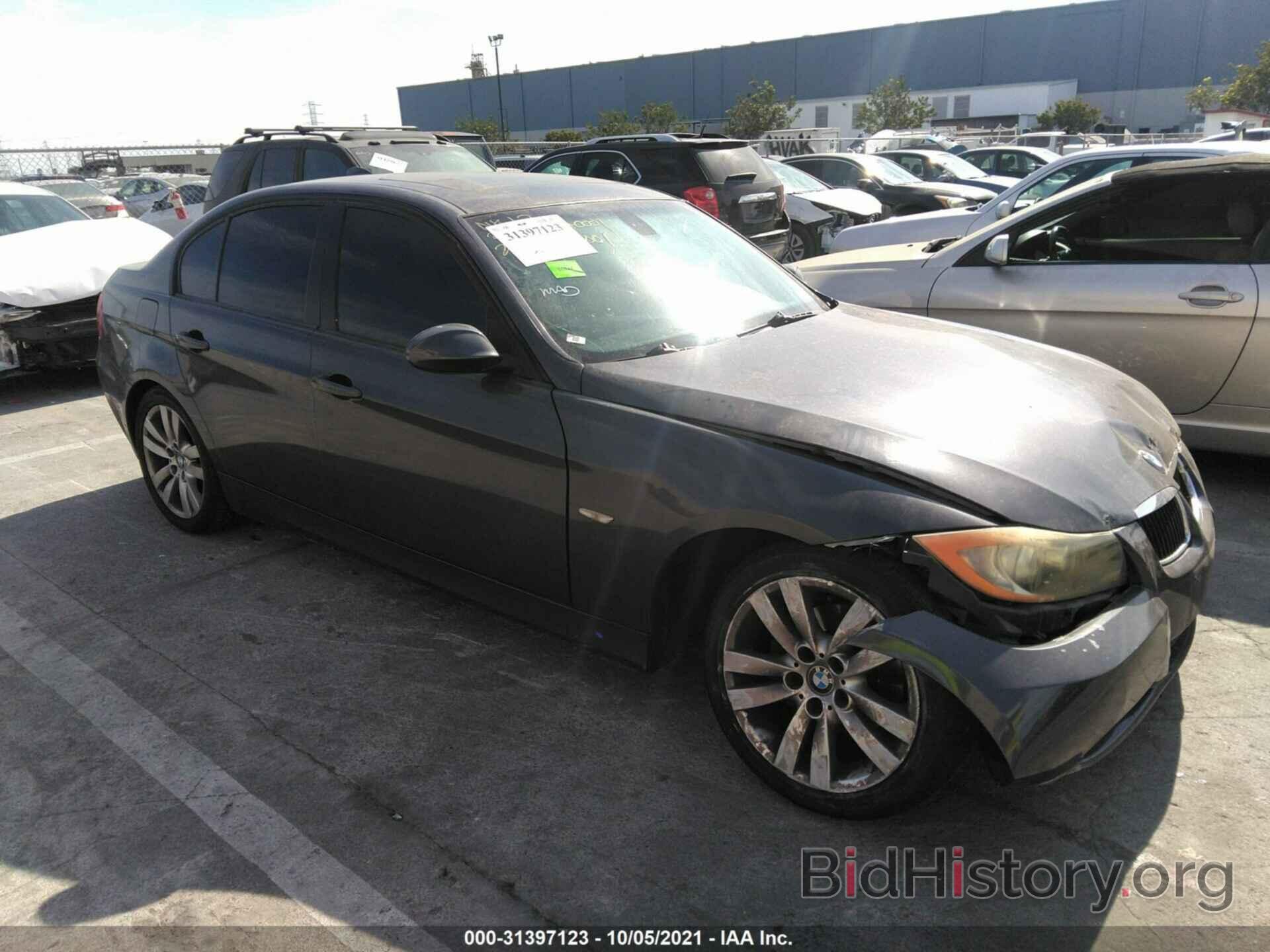 Photo WBAVA33507PG39220 - BMW 3 SERIES 2007