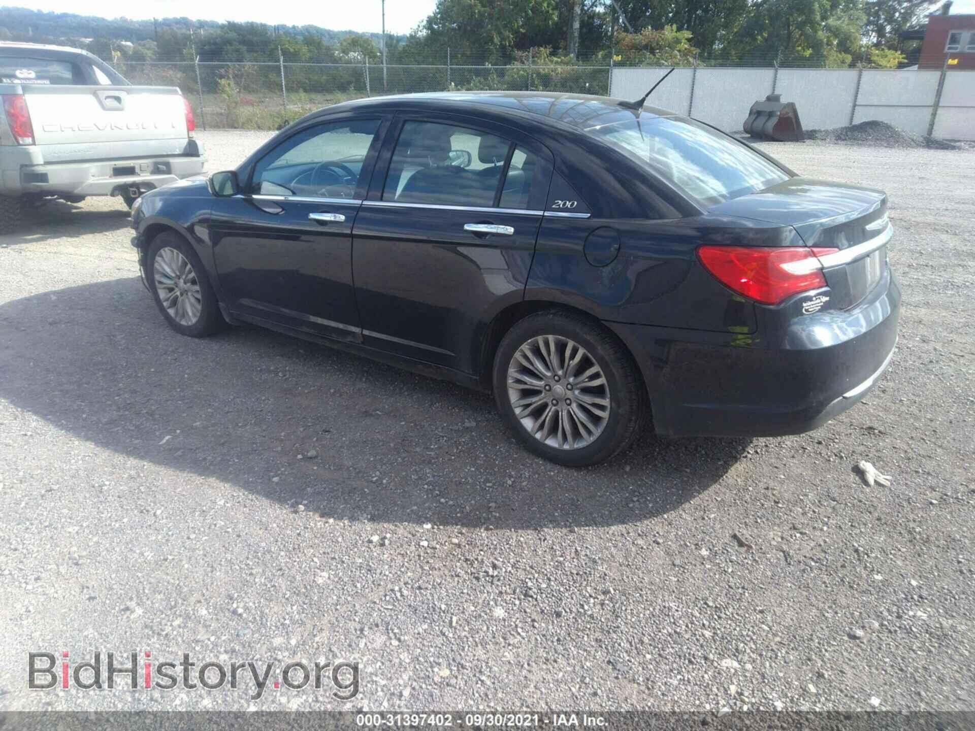 2011 CHRYSLER 200 - VIN: 1C3BC2FB6BN596973 - Photo 3